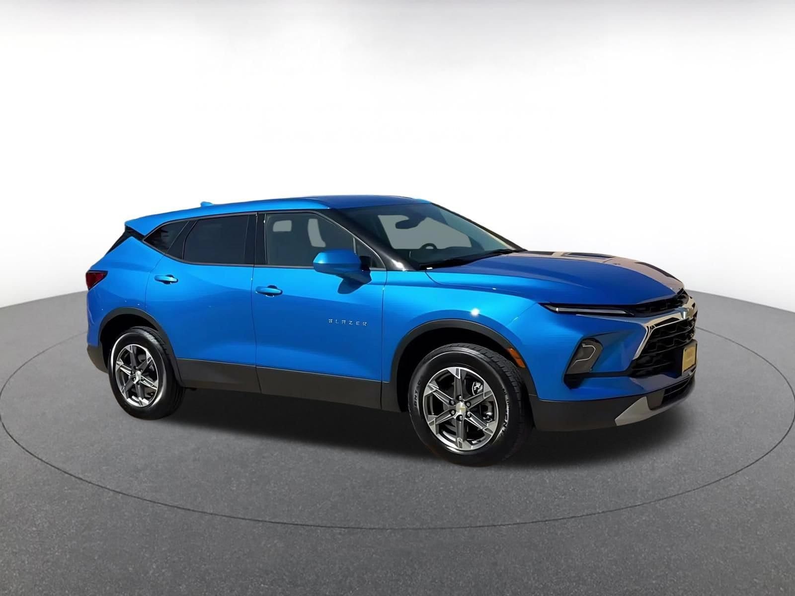 Thumbnail: 2026 Chevrolet Blazer - 2
