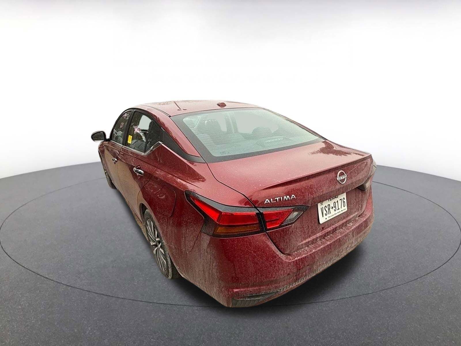 Thumbnail: 2025 Nissan Altima - 4