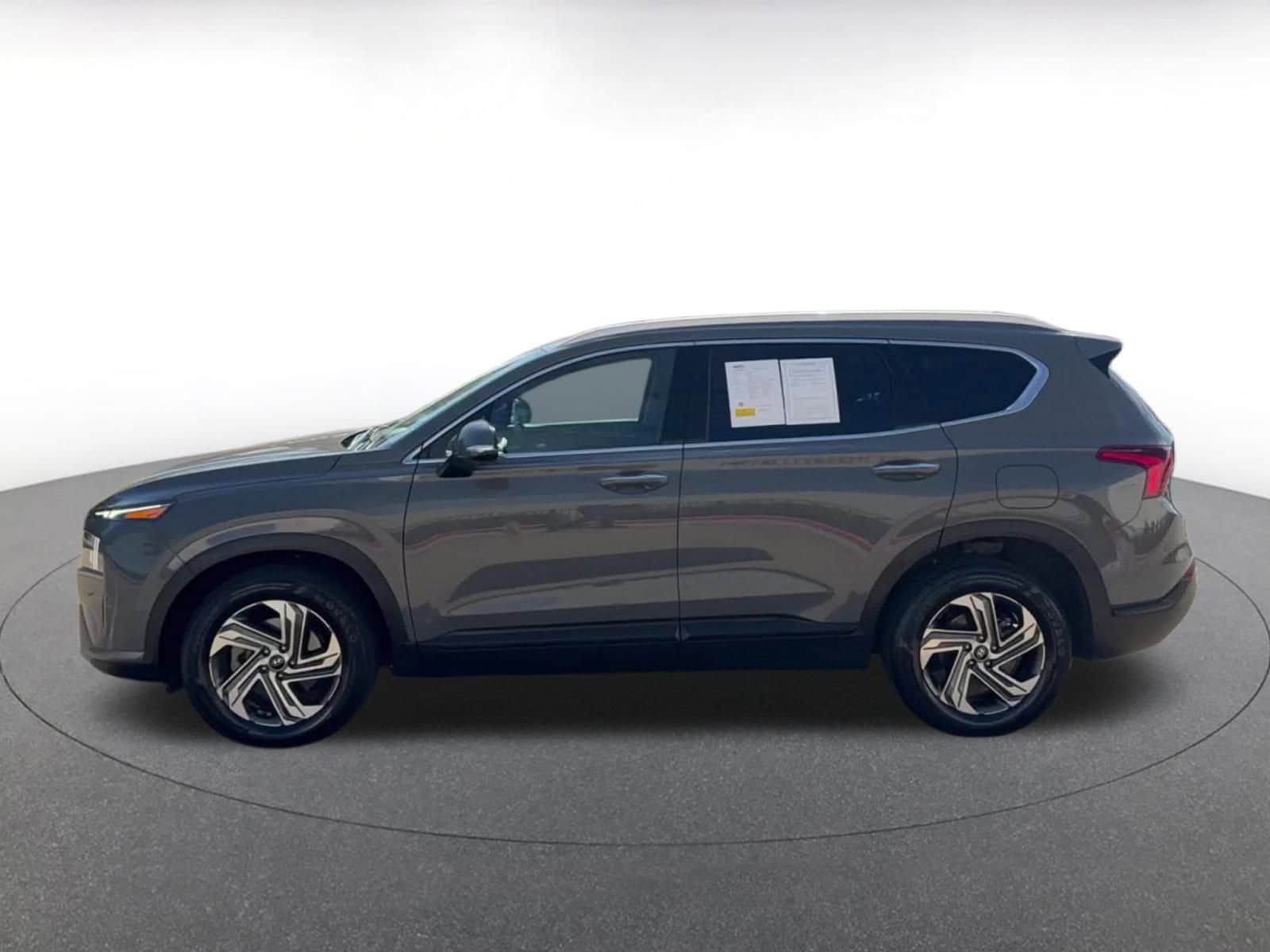 Thumbnail: 2023 Hyundai Santa Fe - 9