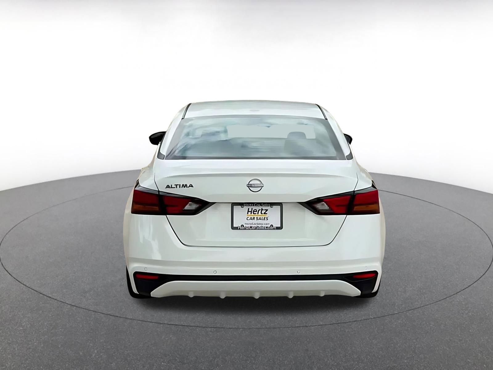 Thumbnail: 2025 Nissan Altima - 12