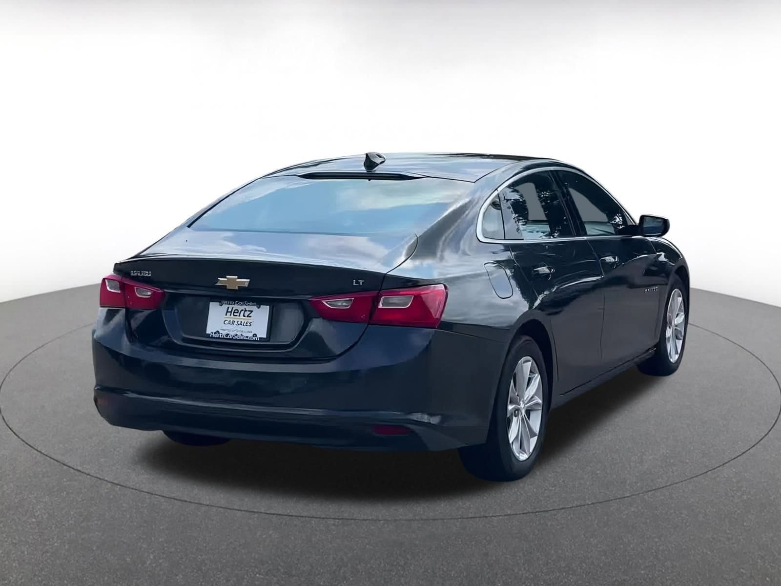 Thumbnail: 2023 Chevrolet Malibu - 14