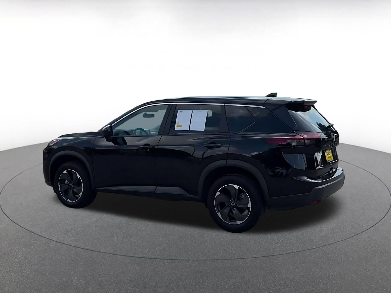 Thumbnail: 2026 Nissan Rogue - 9