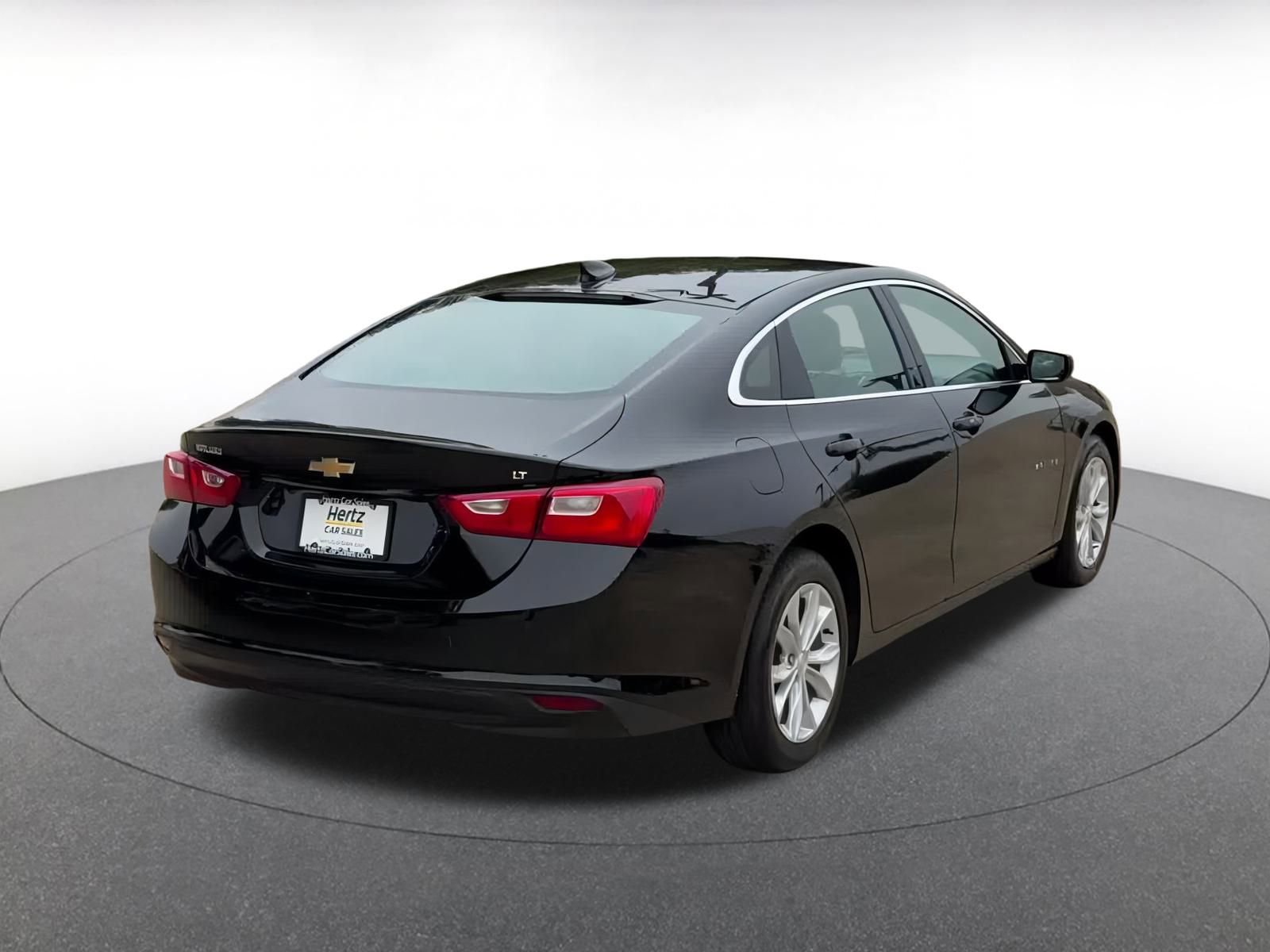 Thumbnail: 2024 Chevrolet Malibu - 14