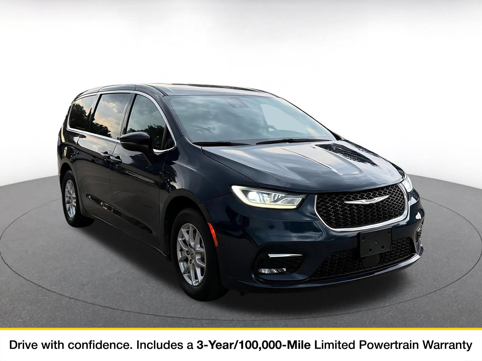 Thumbnail: 2025 Chrysler Pacifica - 1