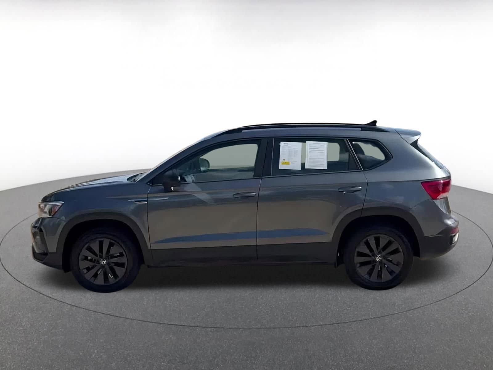 Thumbnail: 2024 Volkswagen Taos - 8