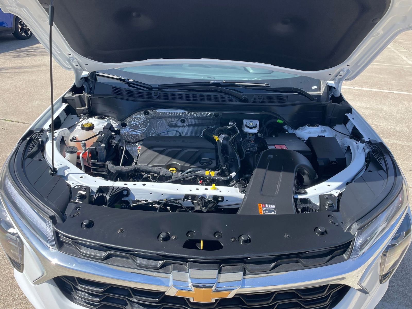 Thumbnail: 2025 Chevrolet Trax - 35