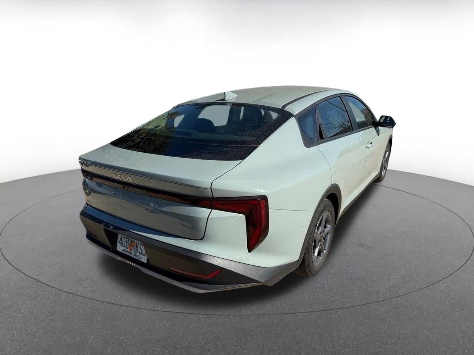 Thumbnail: 2025 Kia K4 - 4