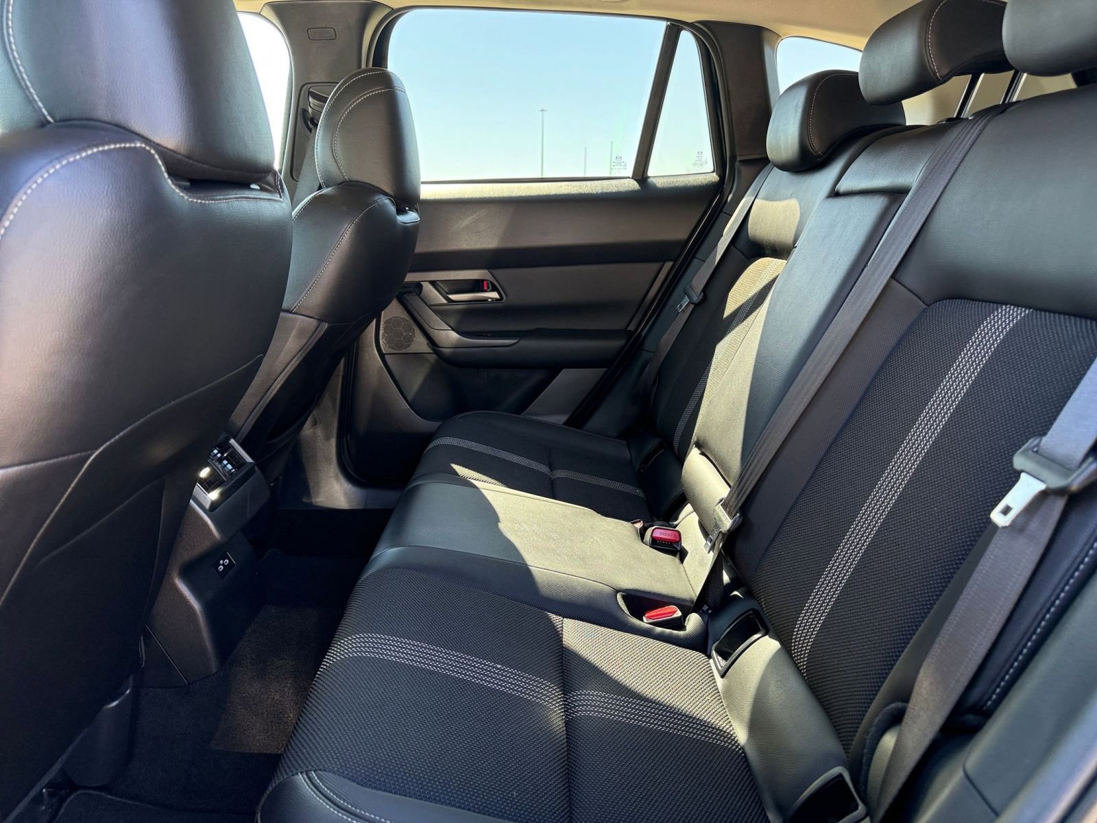 Thumbnail: 2025 Mazda CX-50 - 25