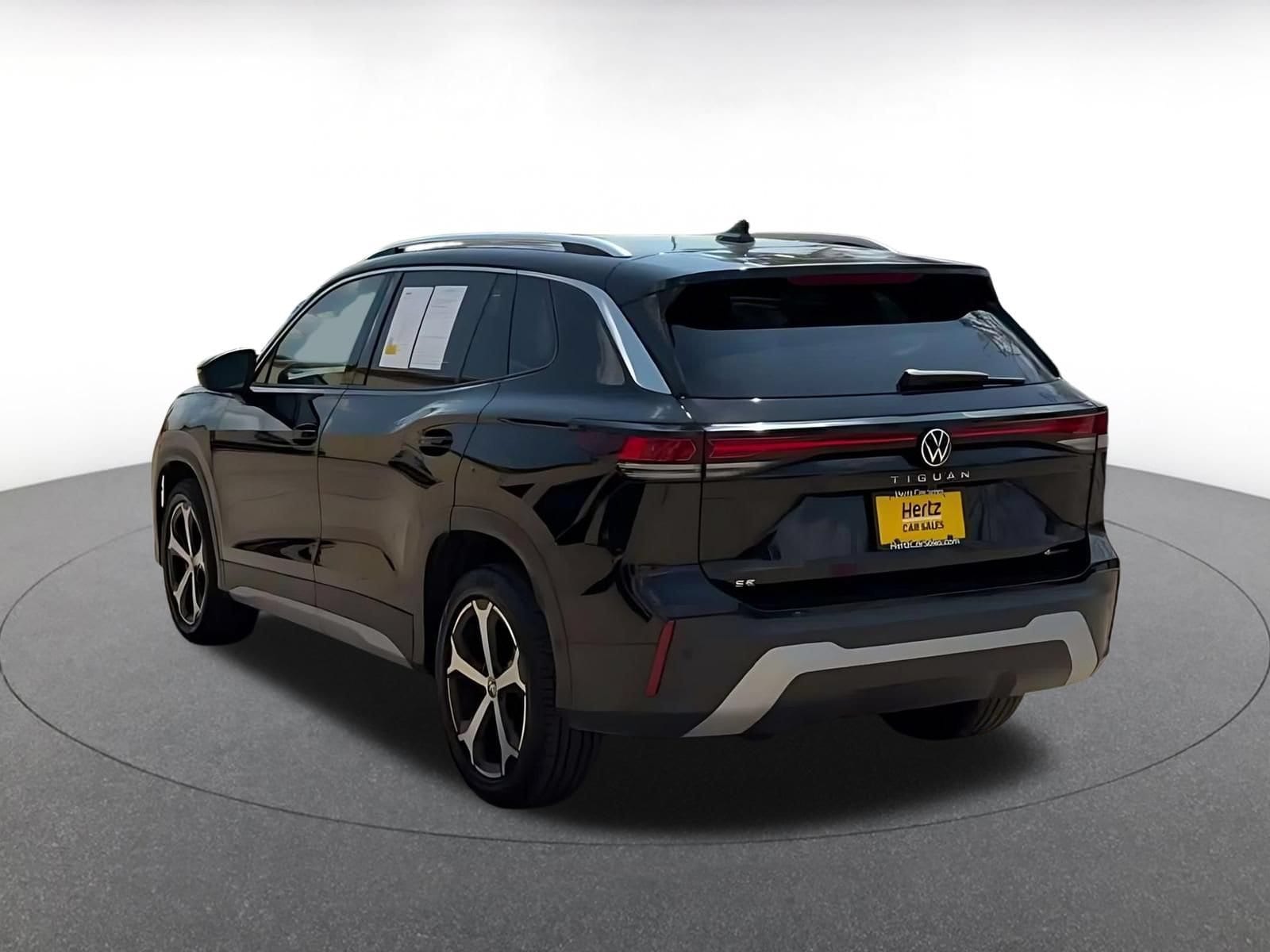 Thumbnail: 2026 Volkswagen Tiguan - 10