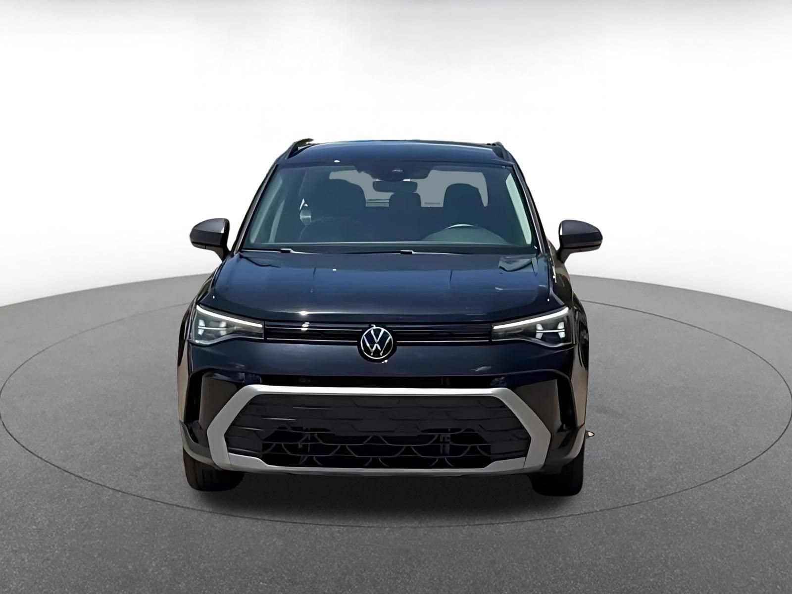 Thumbnail: 2025 Volkswagen Taos - 4