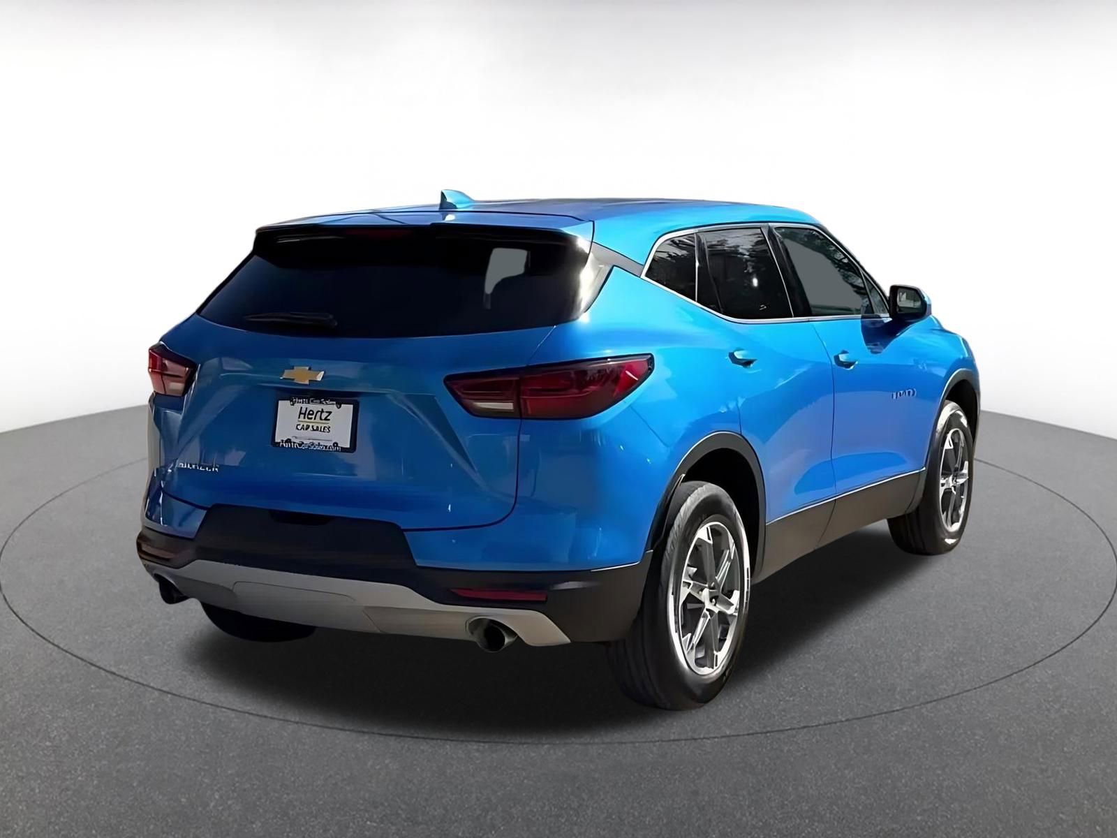 Thumbnail: 2025 Chevrolet Blazer - 15