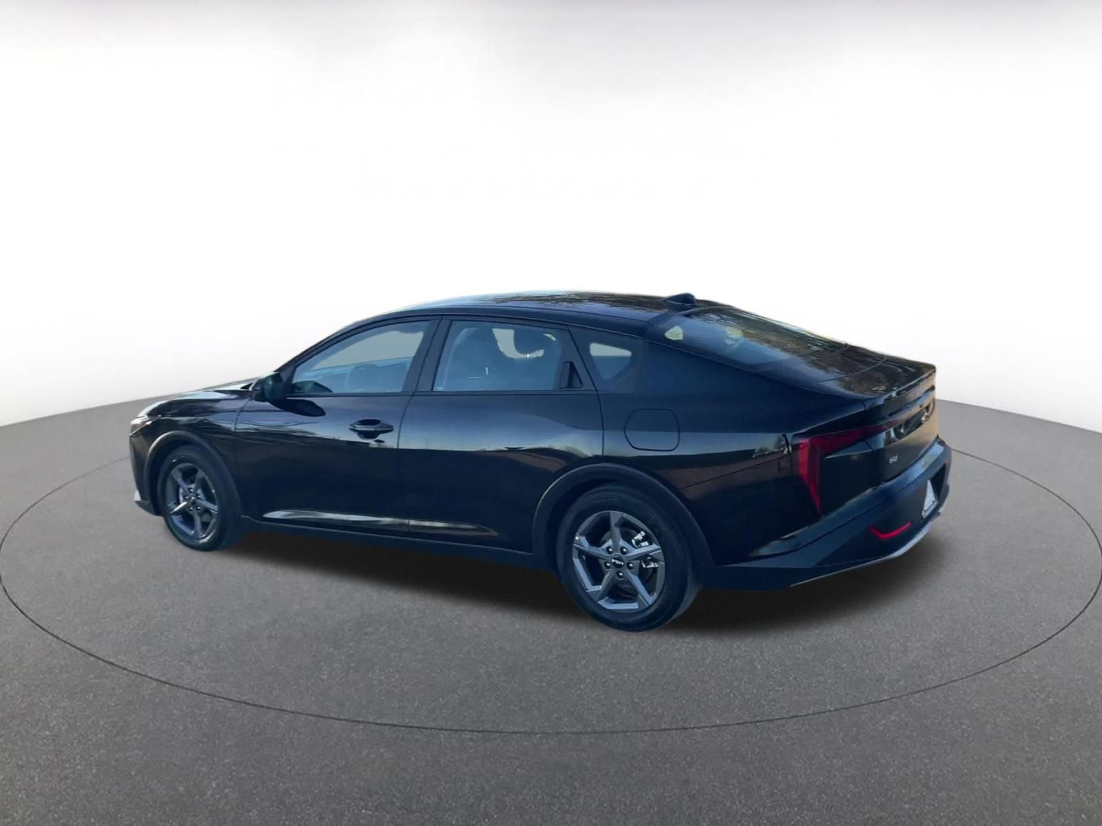 Thumbnail: 2025 Kia K4 - 10