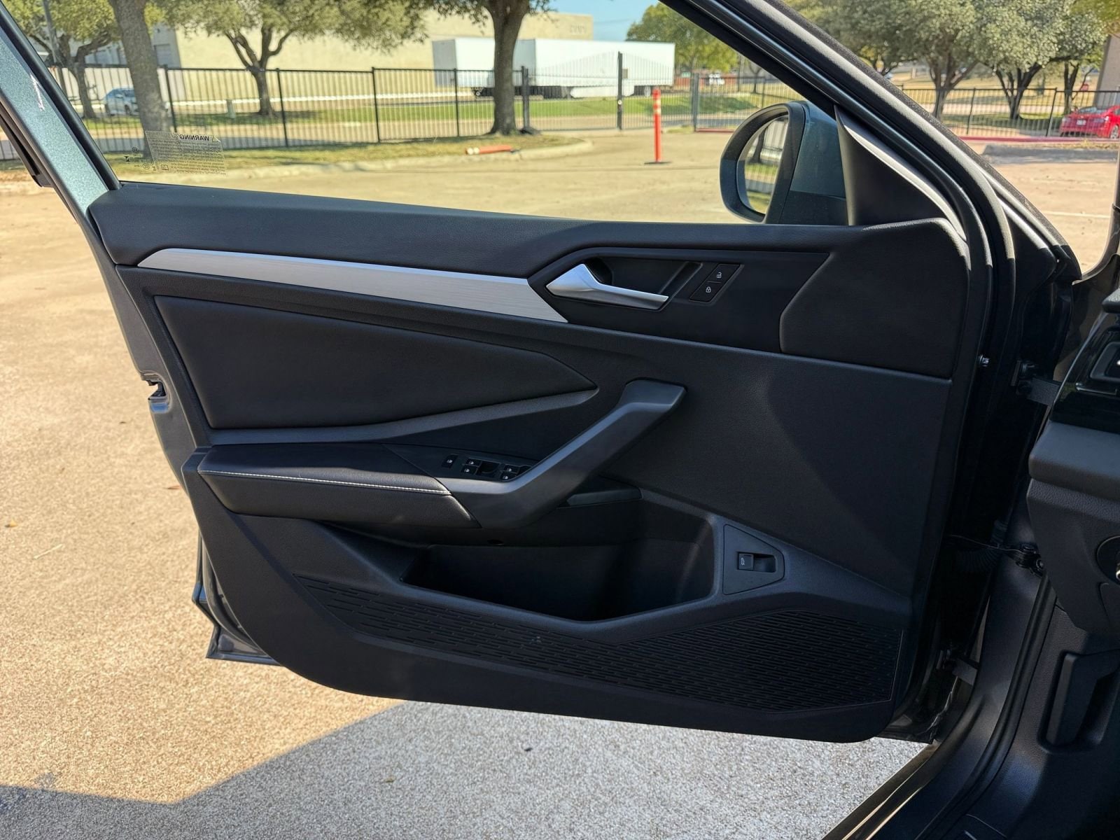 Thumbnail: 2025 Volkswagen Jetta - 20