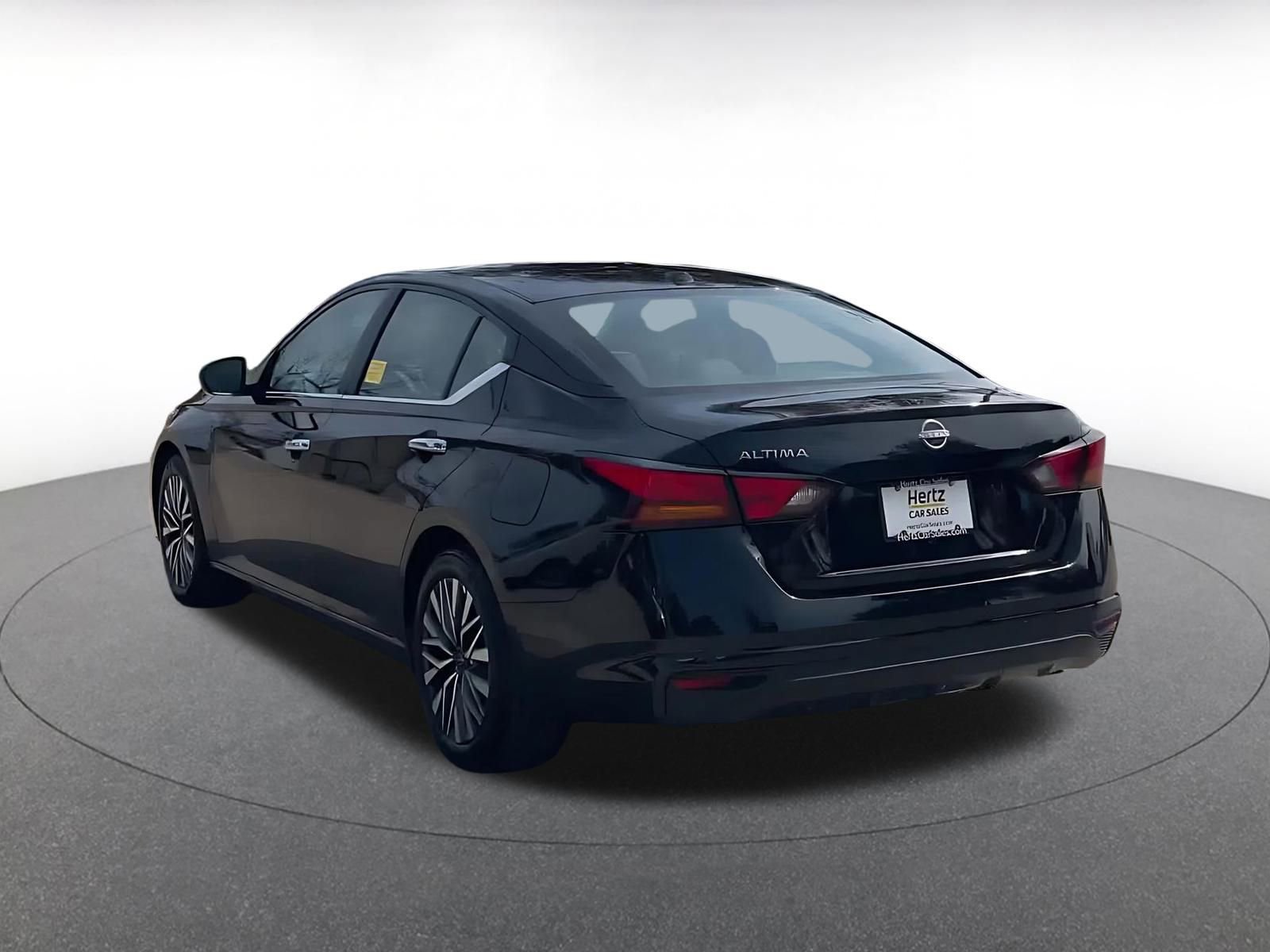 Thumbnail: 2025 Nissan Altima - 11