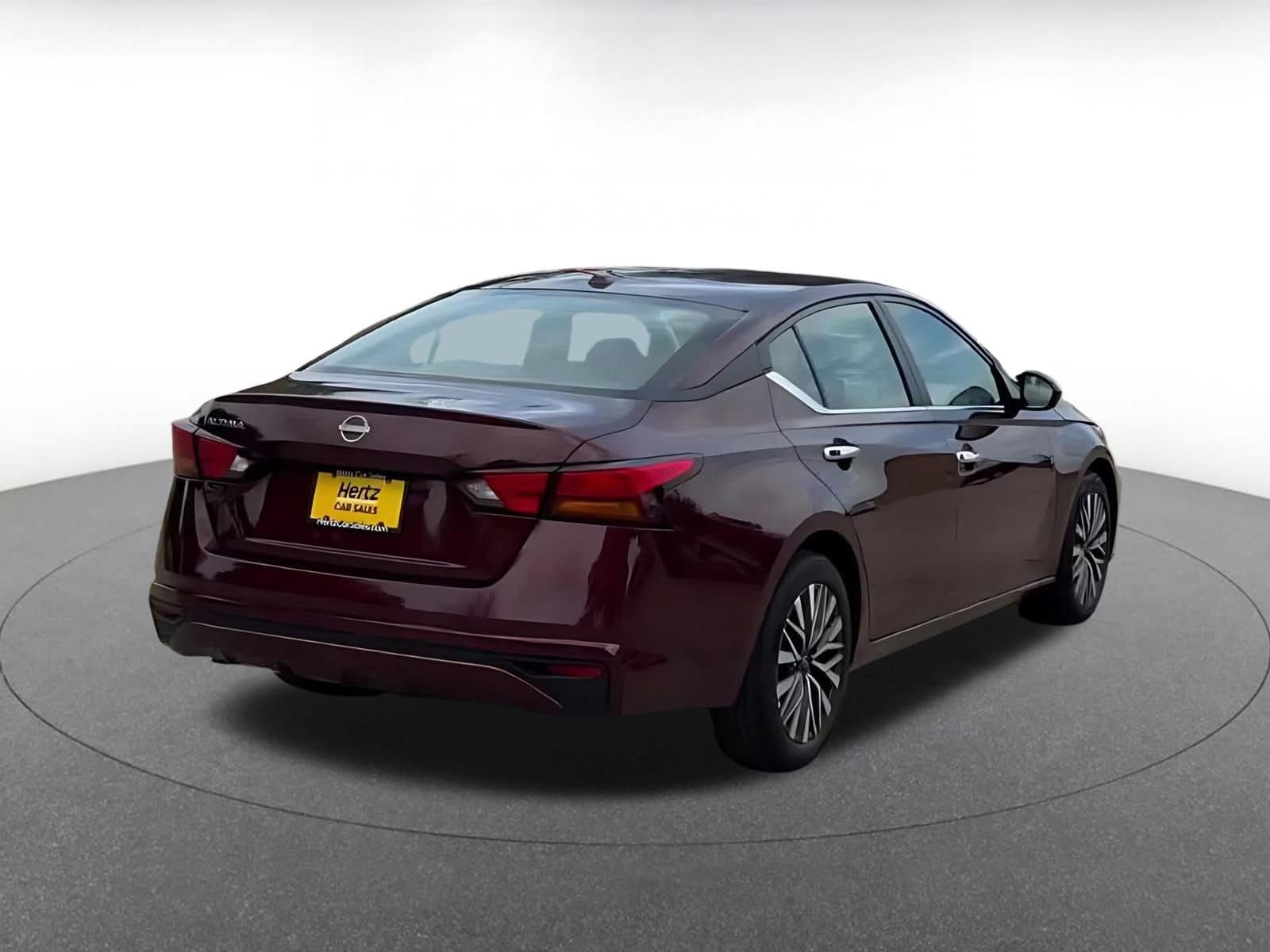 Thumbnail: 2025 Nissan Altima - 14