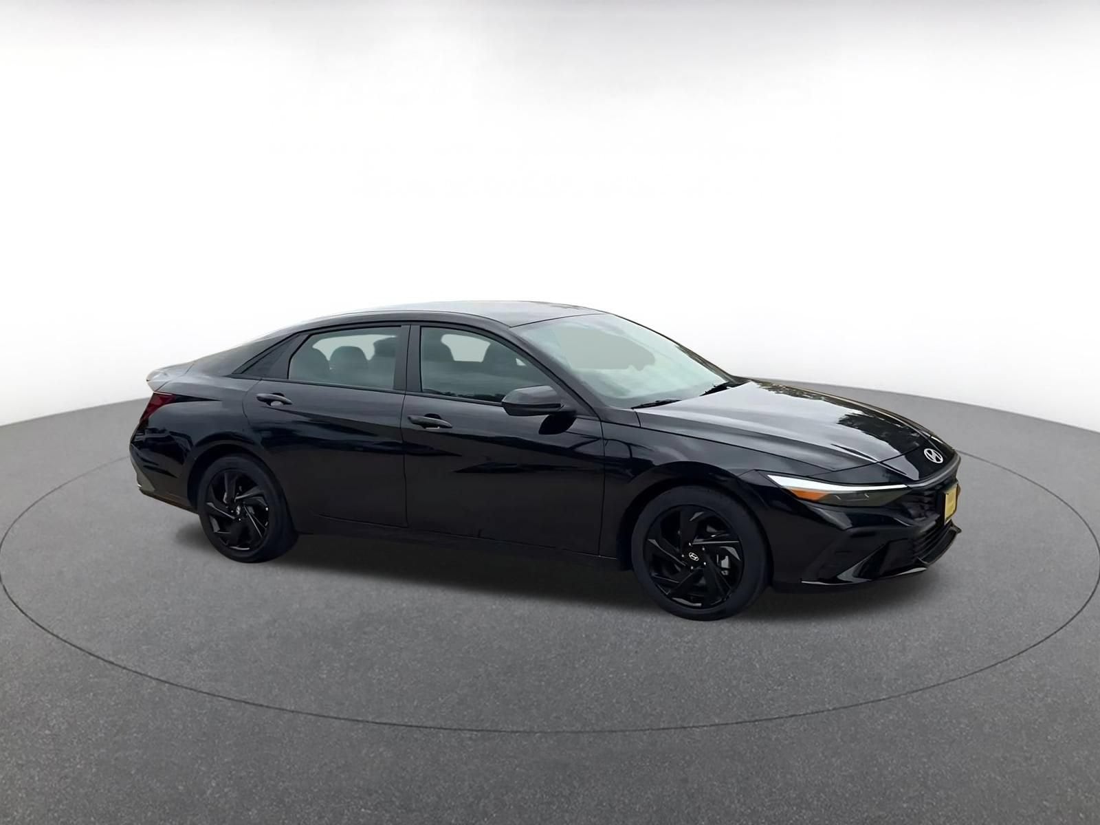 Thumbnail: 2026 Hyundai Elantra - 2