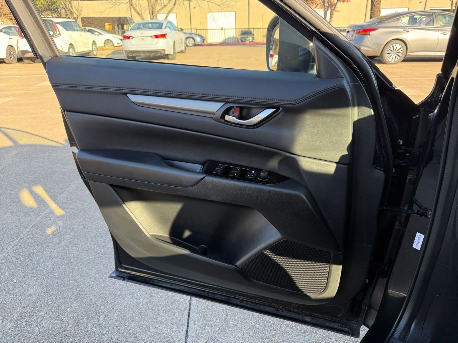 Thumbnail: 2025 Mazda CX-5 - 21