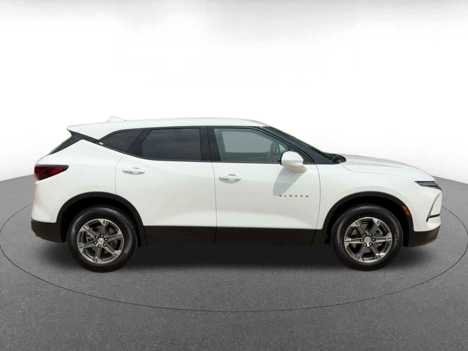 Thumbnail: 2025 Chevrolet Blazer - 13