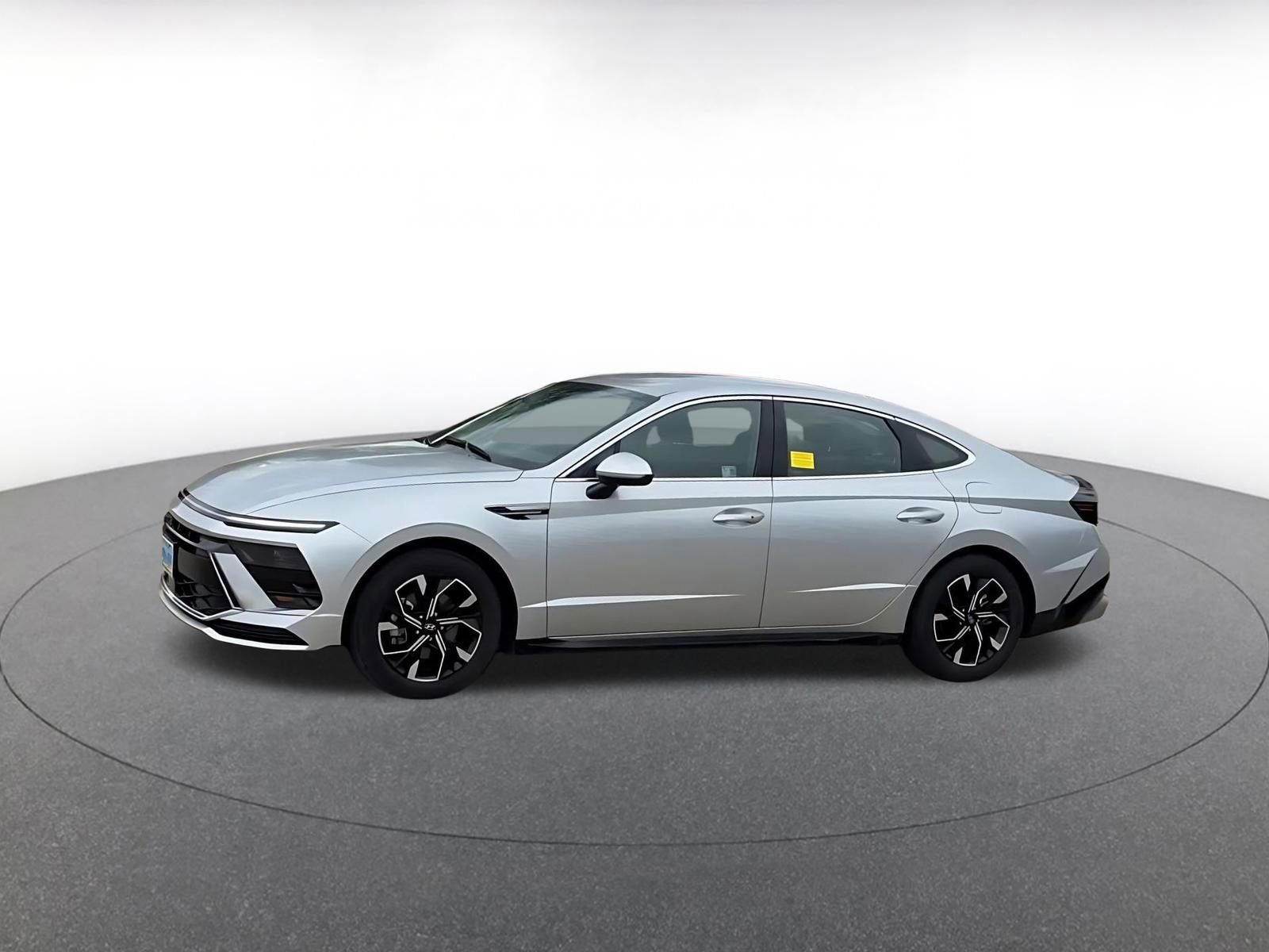 Thumbnail: 2025 Hyundai Sonata - 11