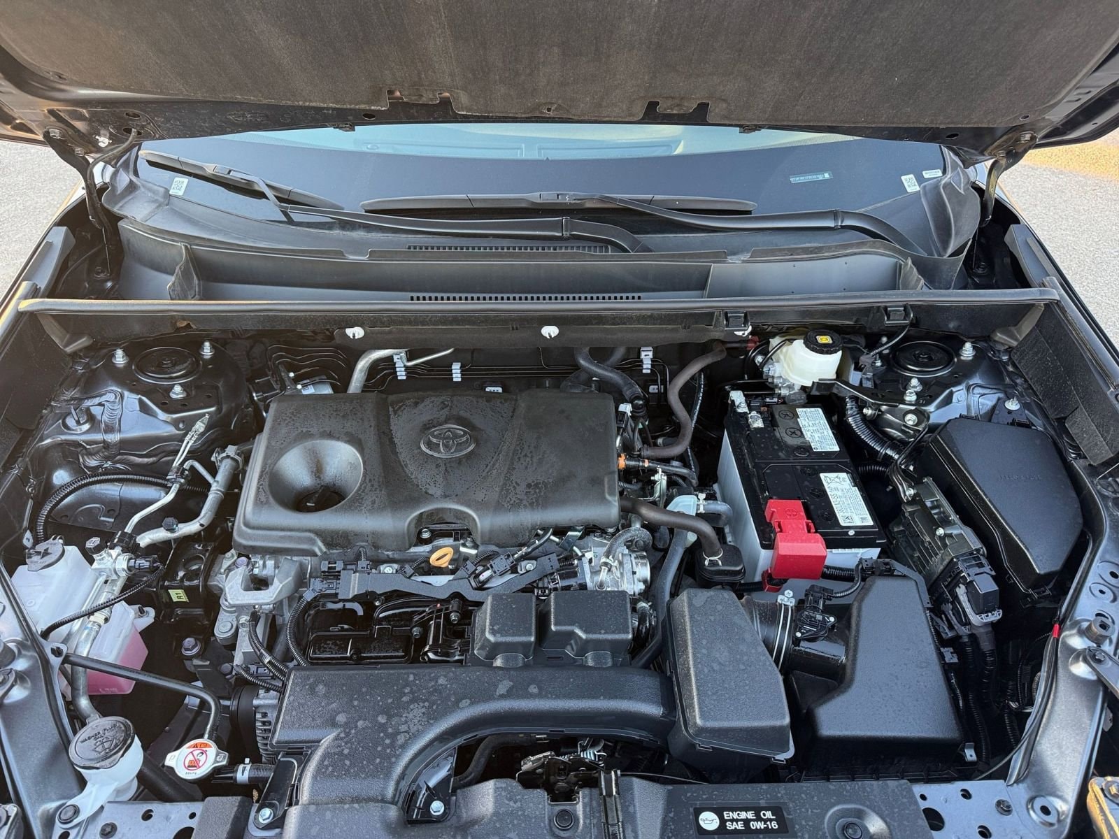 Thumbnail: 2025 Toyota RAV4 - 32