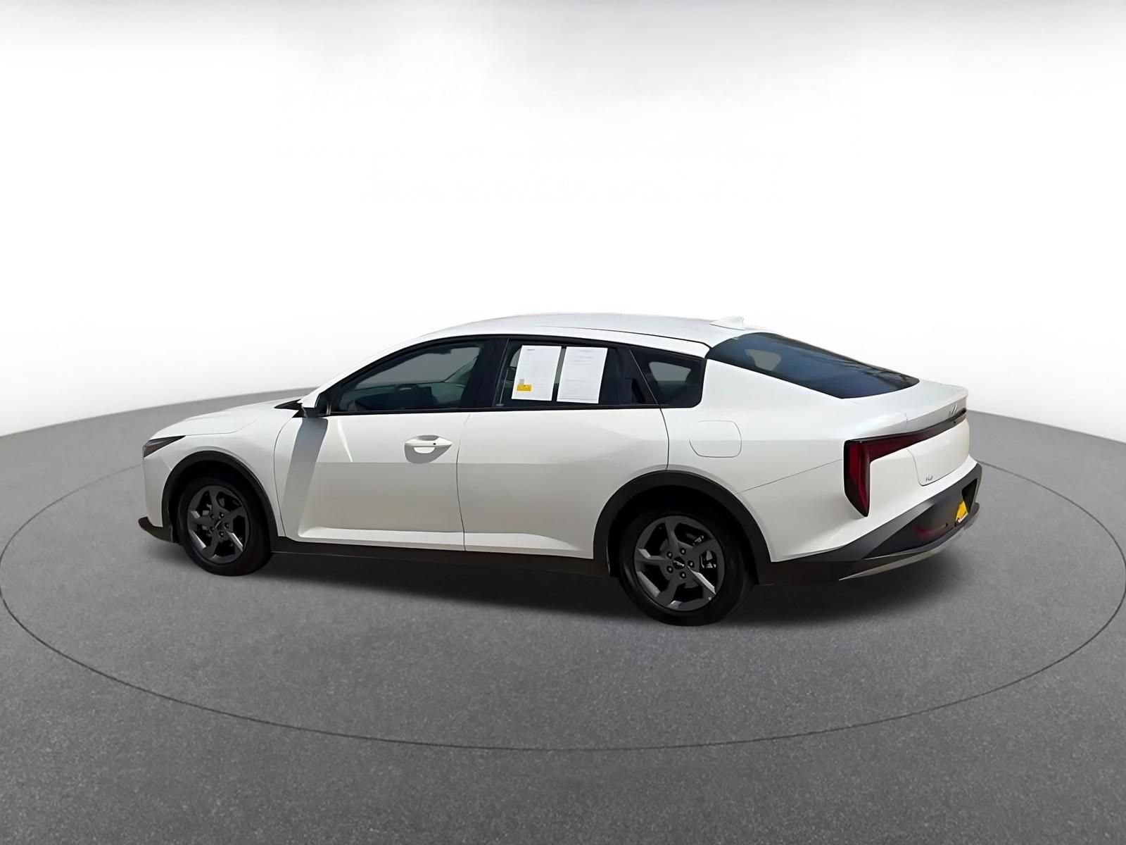 Thumbnail: 2025 Kia K4 - 11