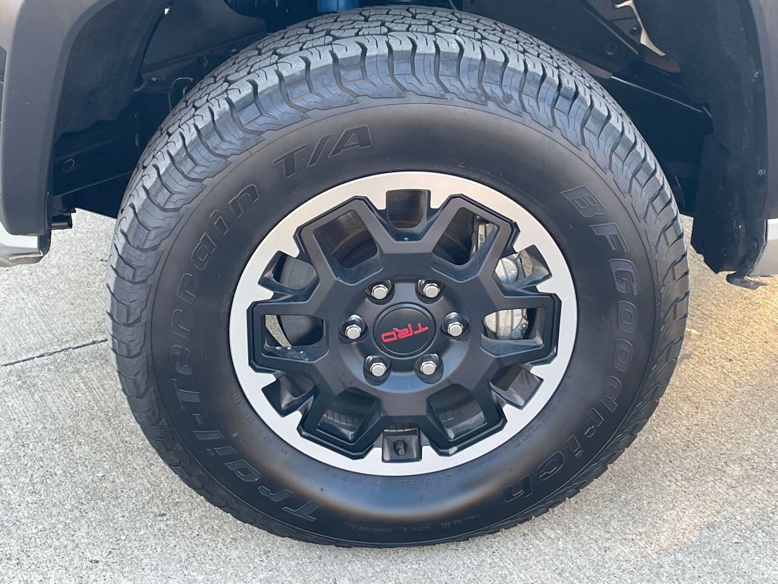 Thumbnail: 2025 Toyota Tacoma - 30