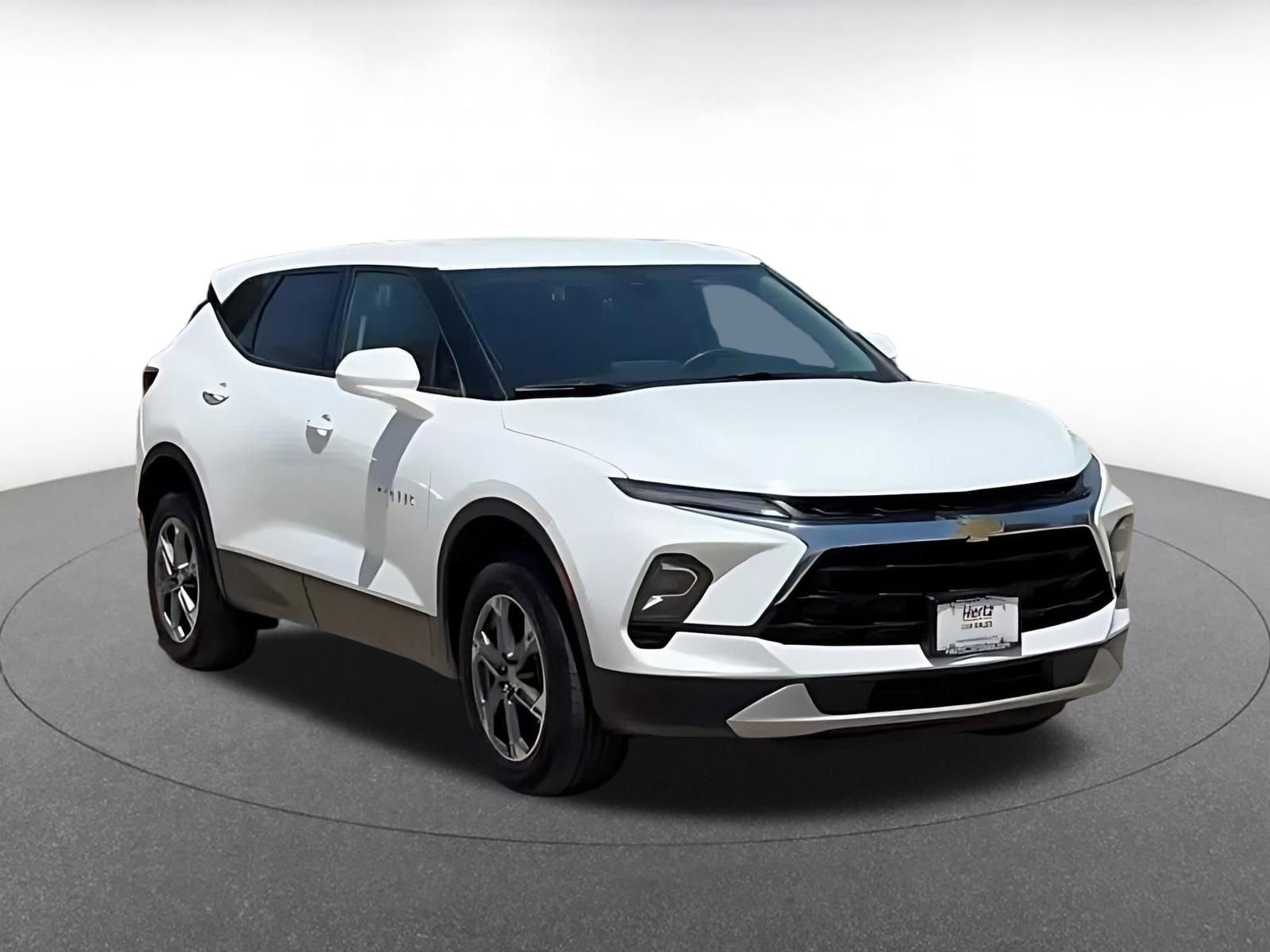 Thumbnail: 2025 Chevrolet Blazer - 3