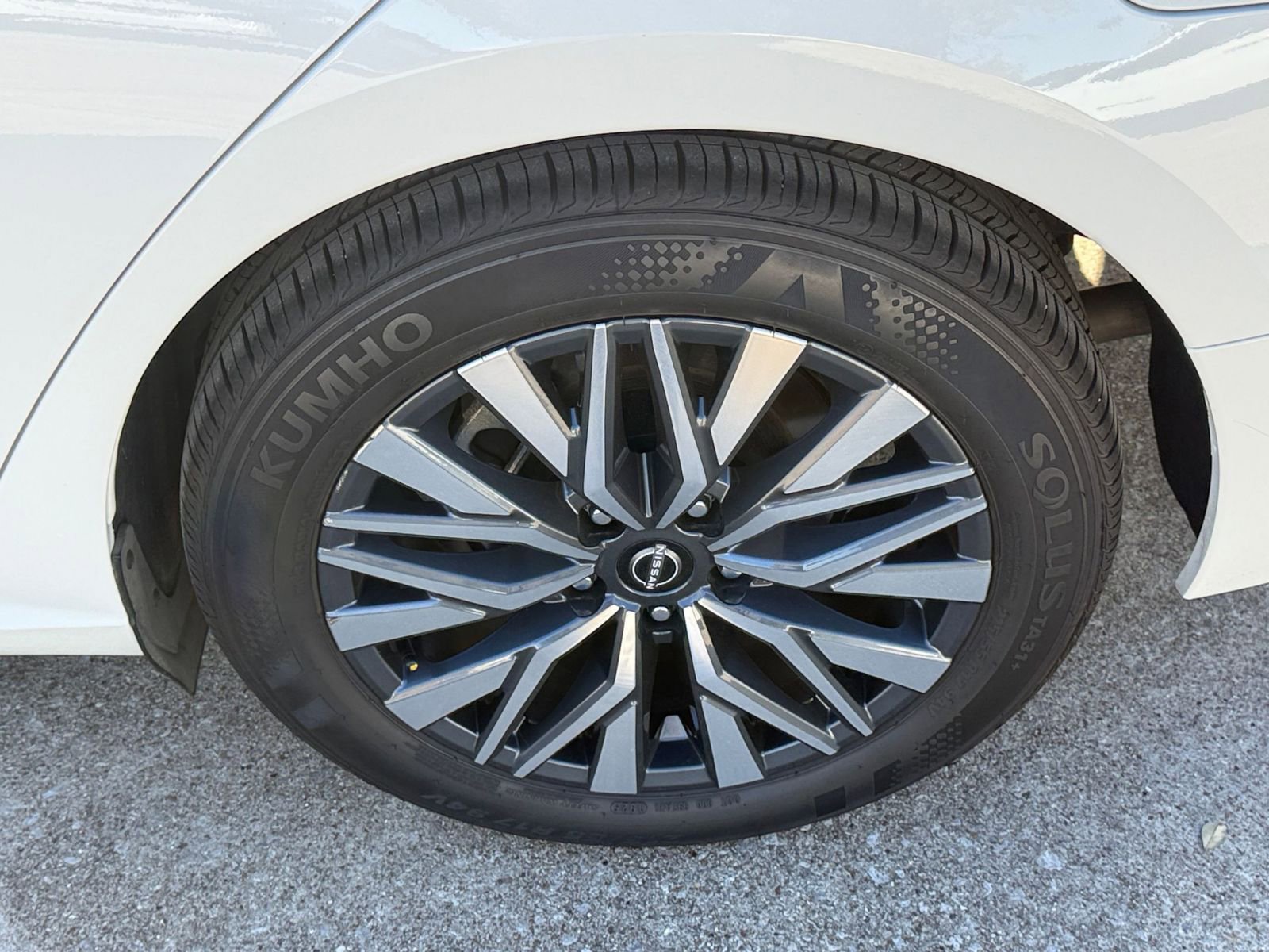 Thumbnail: 2025 Nissan Altima - 30