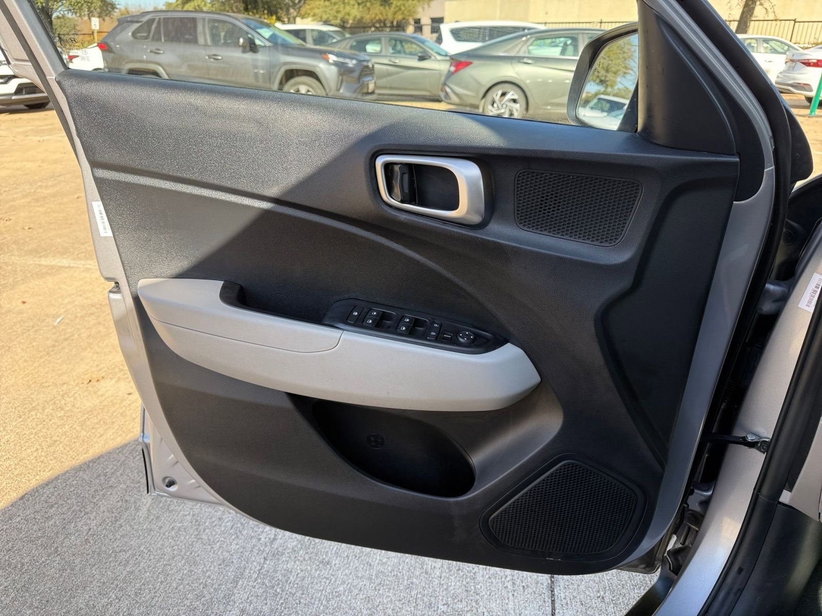 Thumbnail: 2025 Hyundai Venue - 20