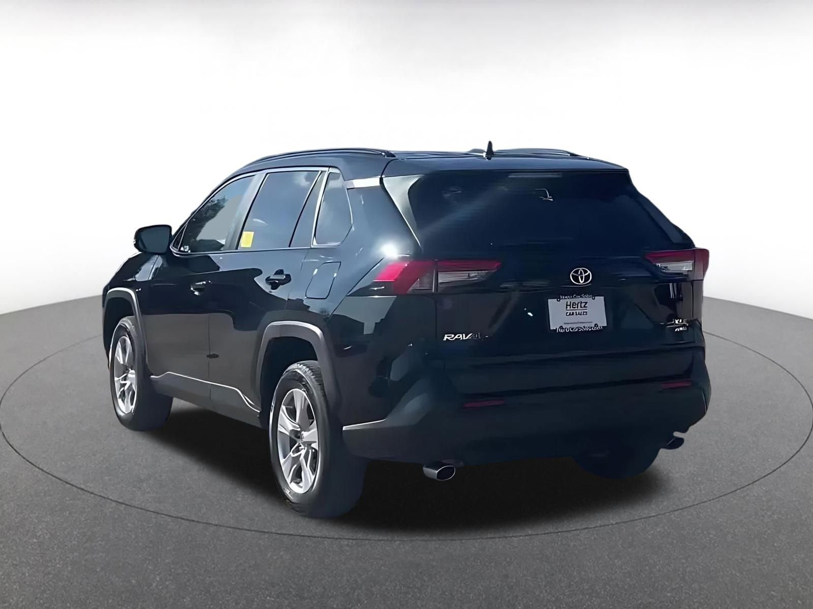 Thumbnail: 2025 Toyota RAV4 - 11