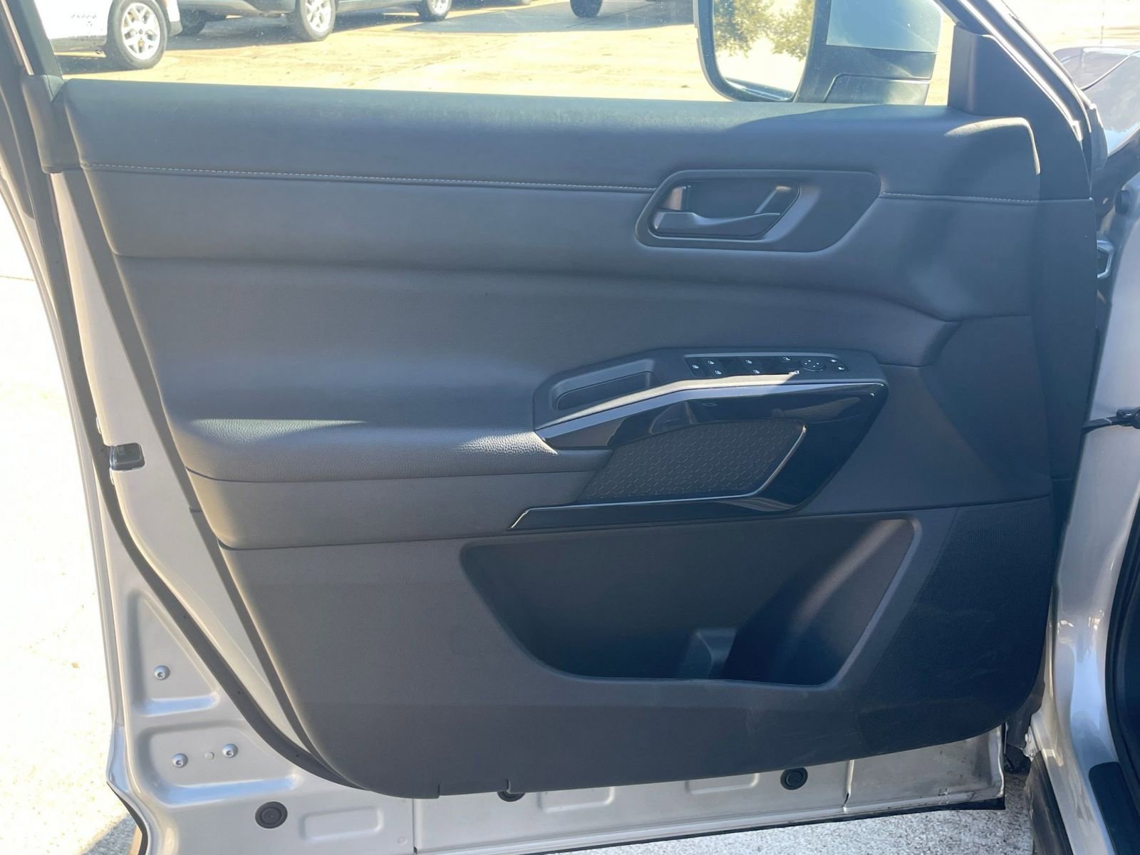 Thumbnail: 2025 Nissan Pathfinder - 18