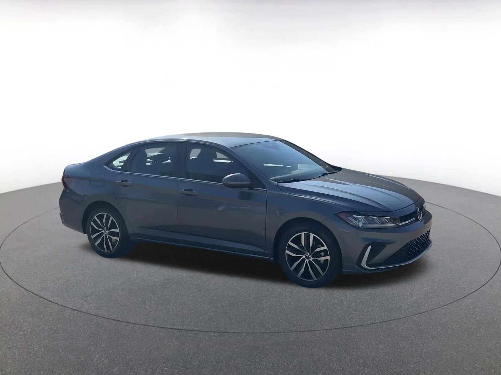 Thumbnail: 2025 Volkswagen Jetta - 2