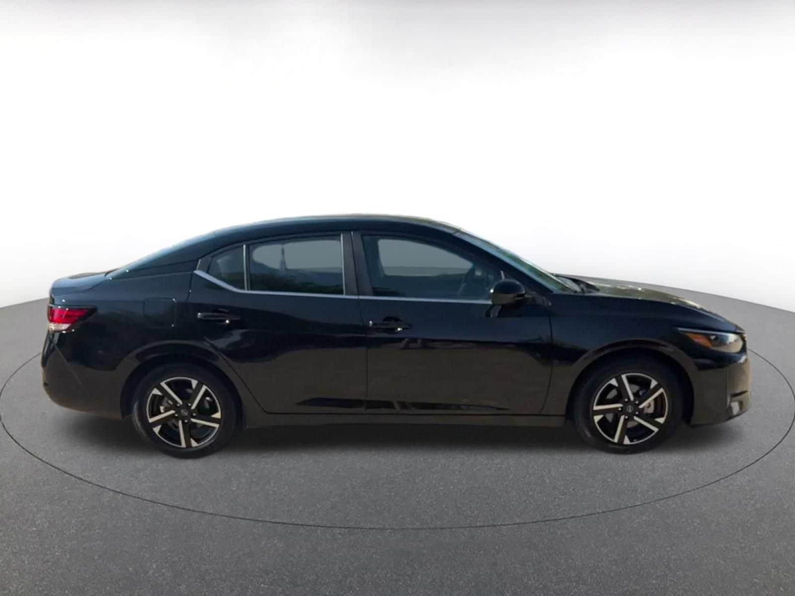 Thumbnail: 2025 Nissan Sentra - 15