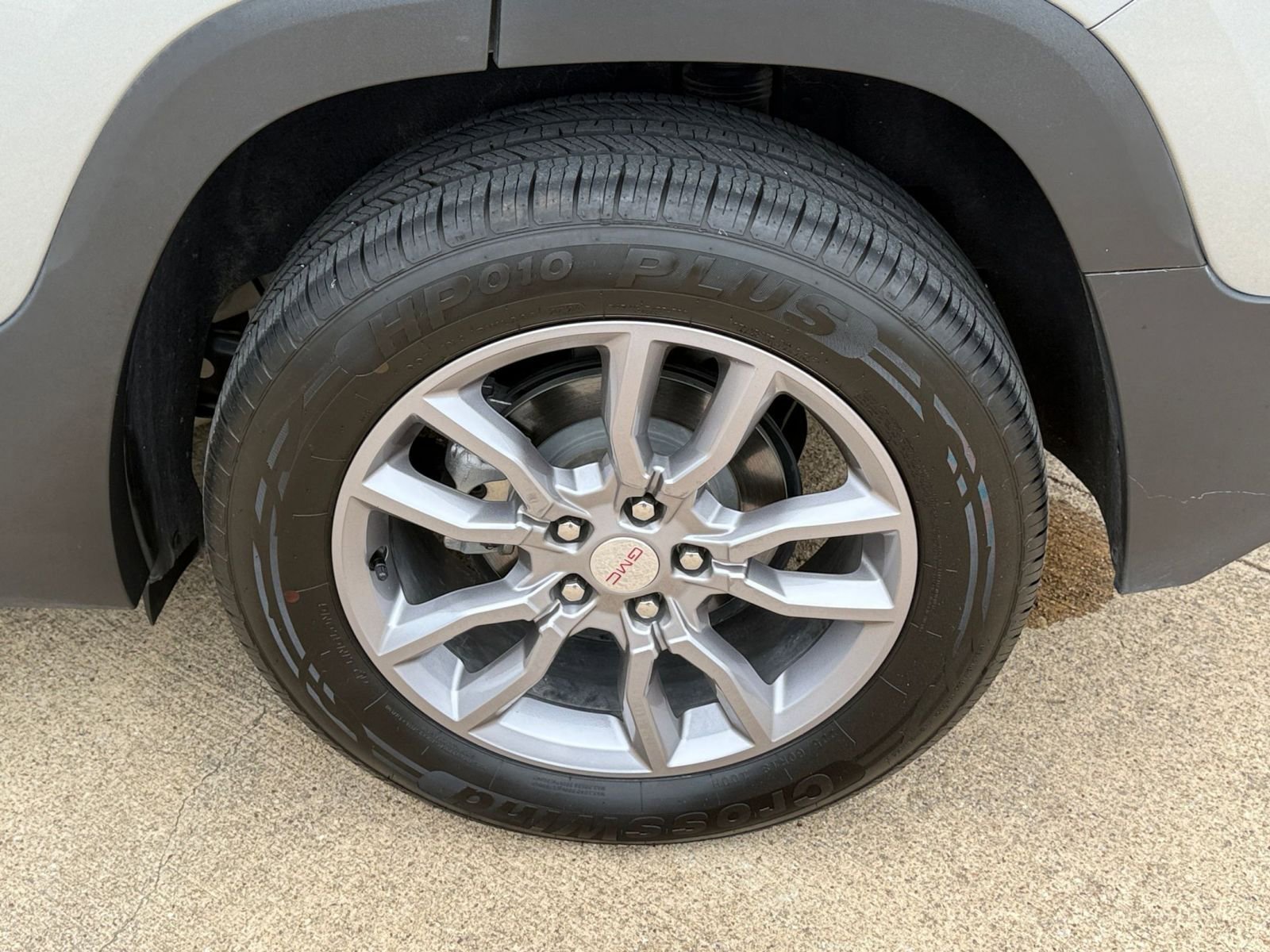 Thumbnail: 2024 GMC Terrain - 31