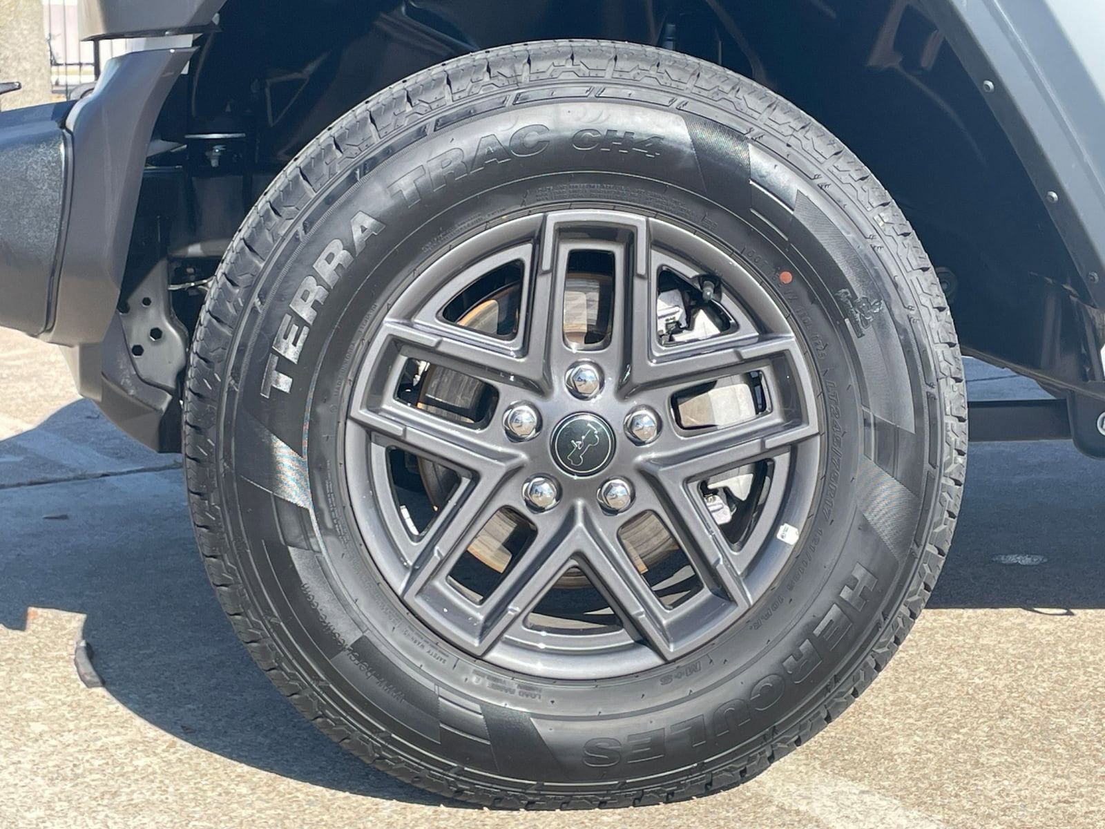 Thumbnail: 2025 Jeep Wrangler - 30