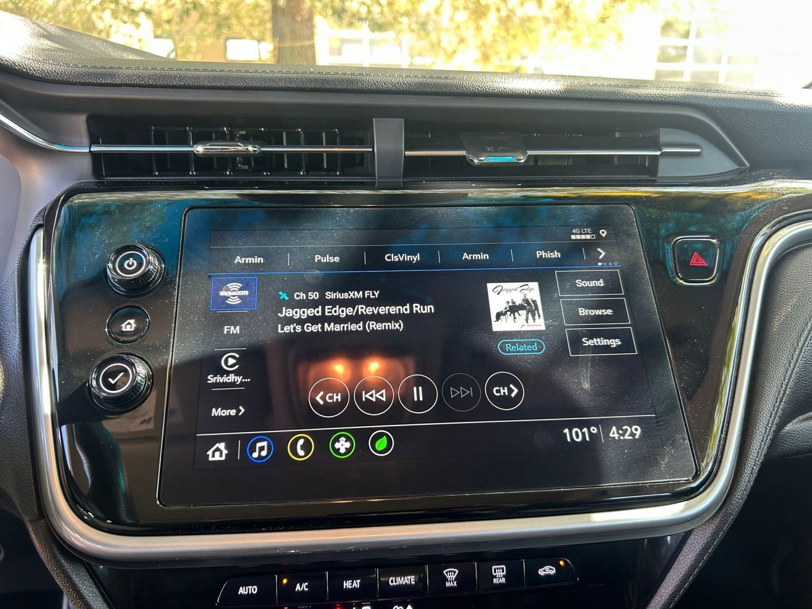 Thumbnail: 2023 Chevrolet Bolt EV - 24