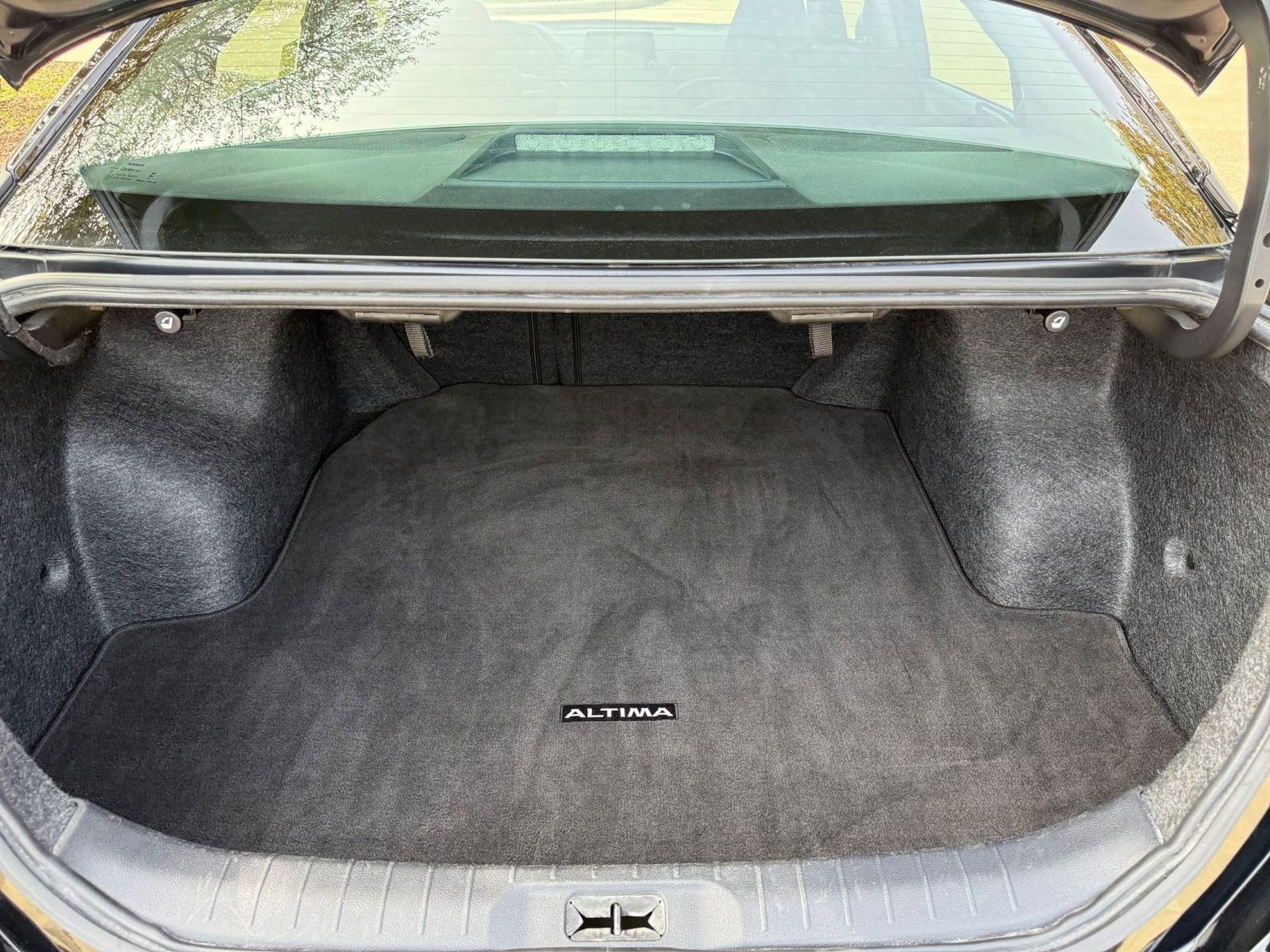 Thumbnail: 2025 Nissan Altima - 31