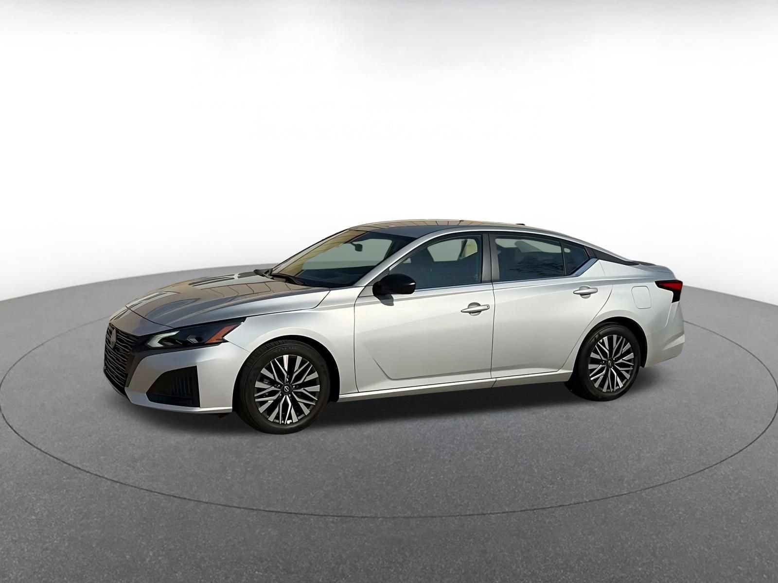 Thumbnail: 2026 Nissan Altima - 6