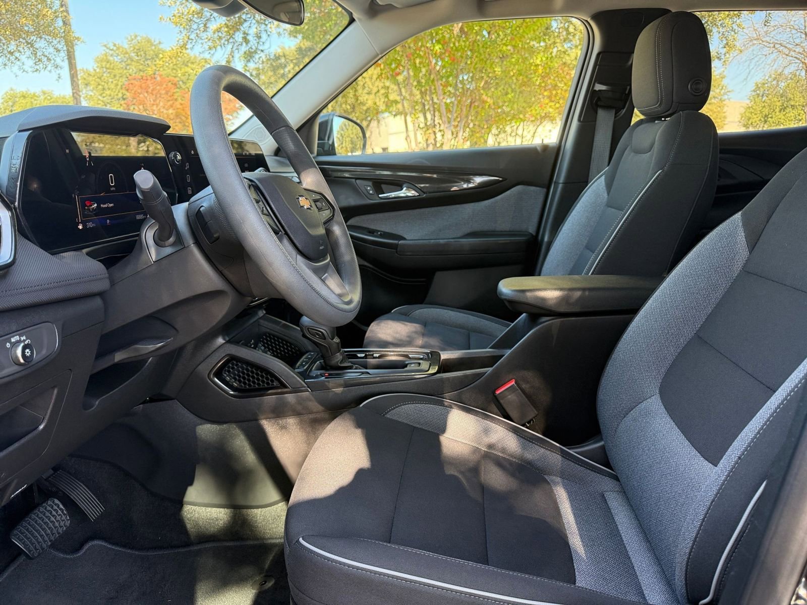 Thumbnail: 2025 Chevrolet TrailBlazer - 27