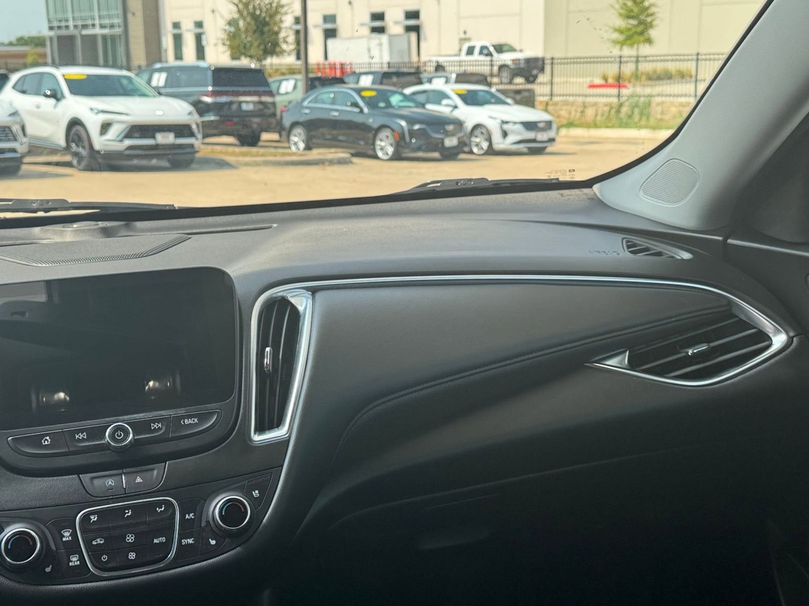 Thumbnail: 2024 Chevrolet Malibu - 35