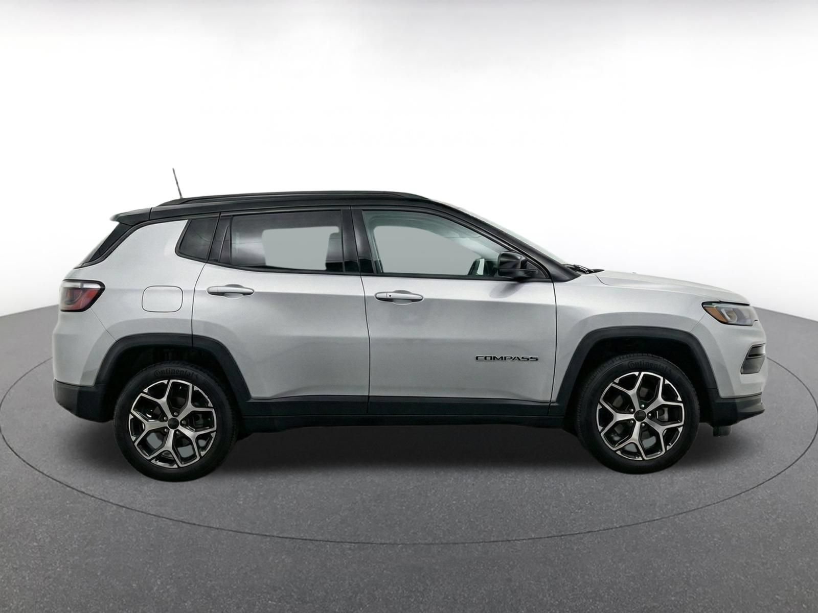 Thumbnail: 2025 Jeep Compass - 12