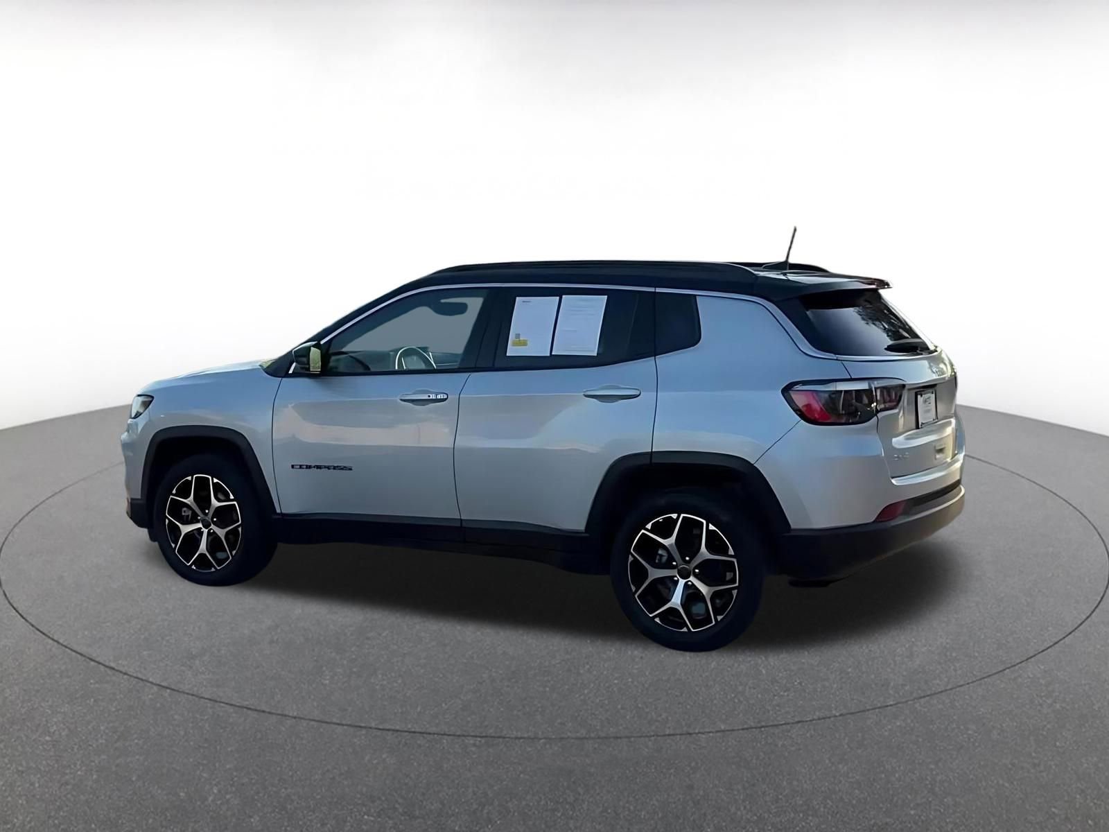 Thumbnail: 2025 Jeep Compass - 10