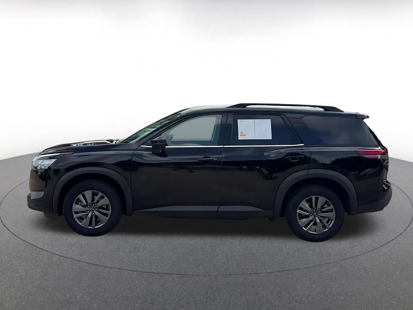 Thumbnail: 2025 Nissan Pathfinder - 9