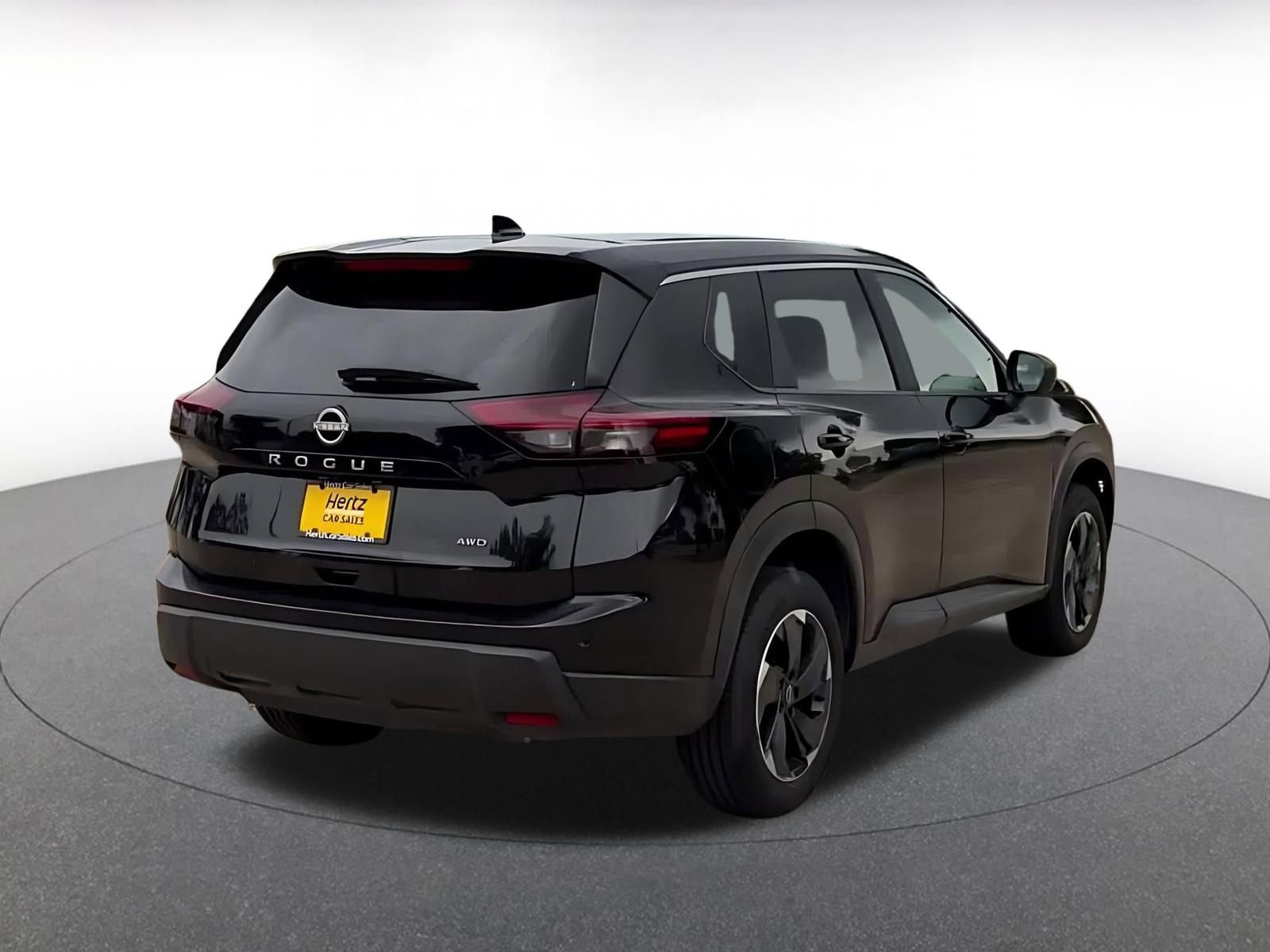 Thumbnail: 2025 Nissan Rogue - 15