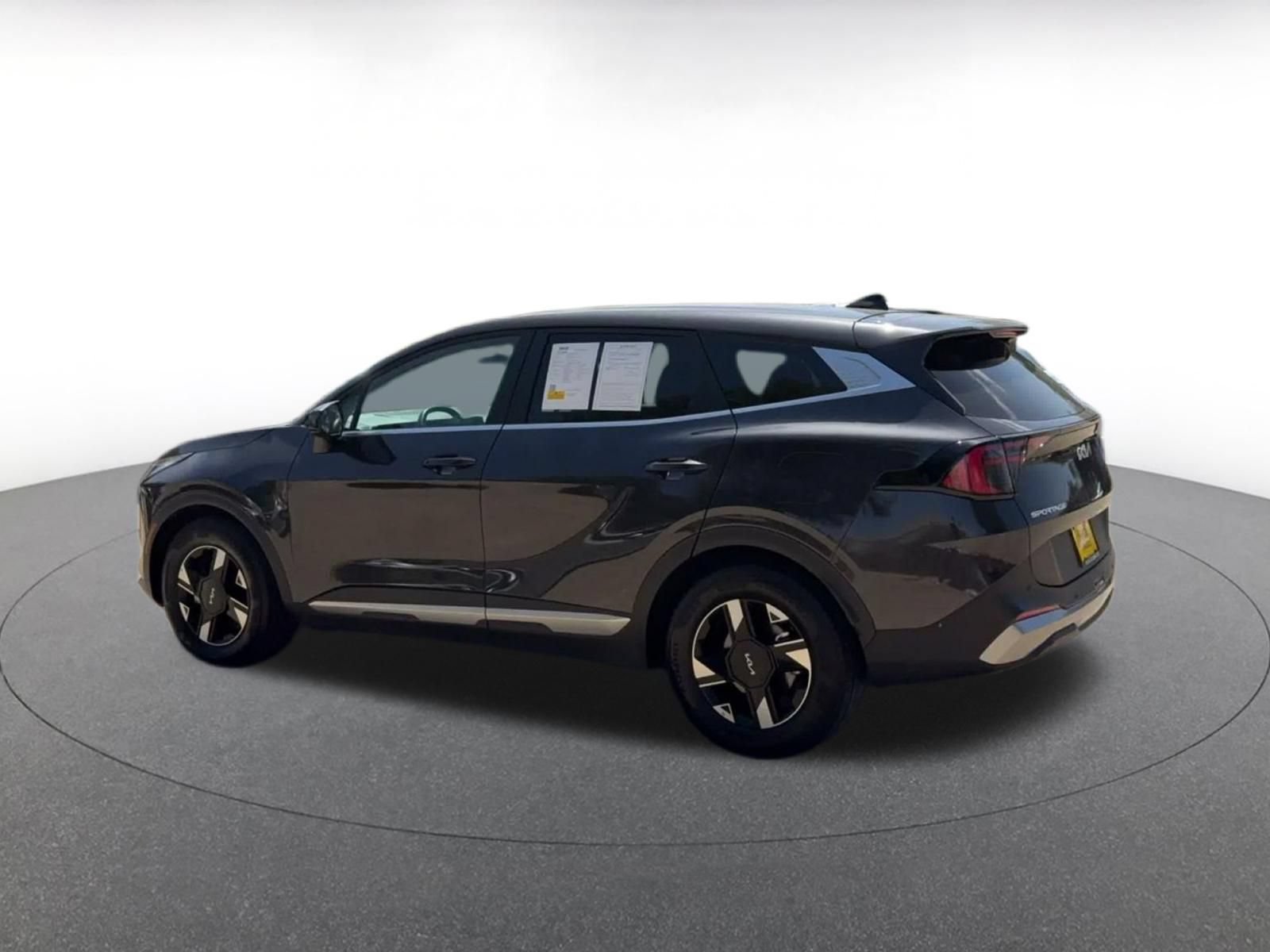 Thumbnail: 2026 Kia Sportage - 9