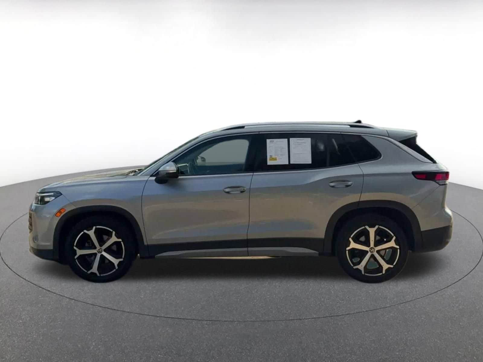 Thumbnail: 2026 Volkswagen Tiguan - 8