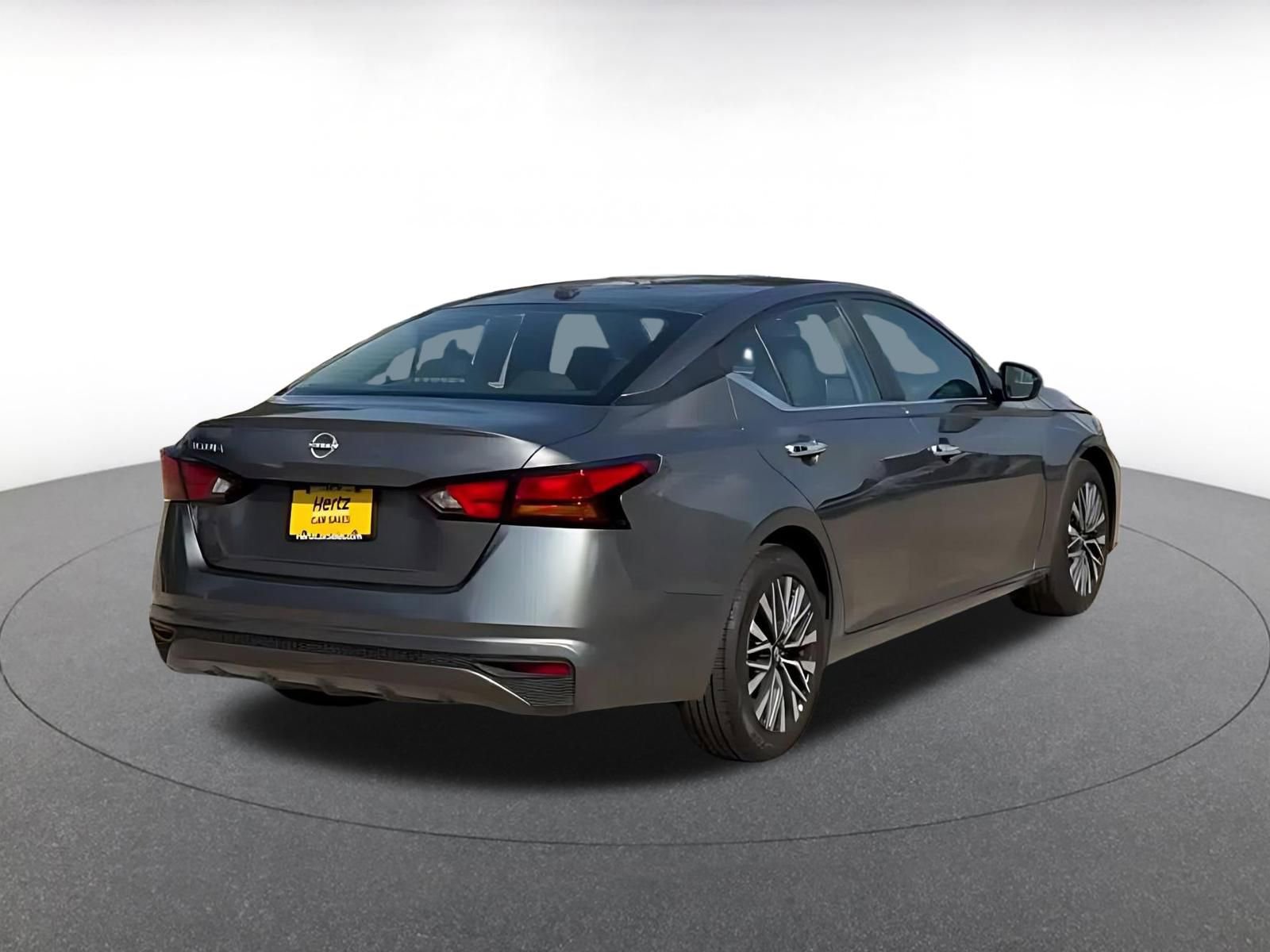 Thumbnail: 2025 Nissan Altima - 14