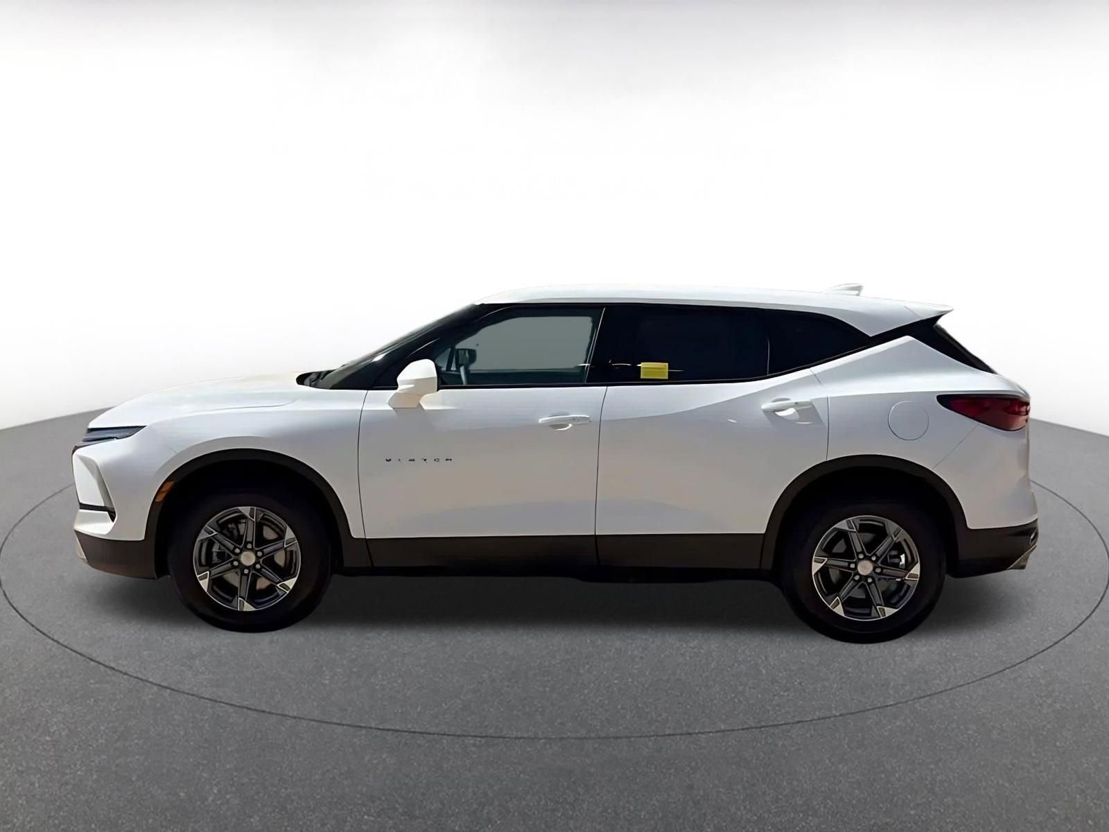 Thumbnail: 2025 Chevrolet Blazer - 9