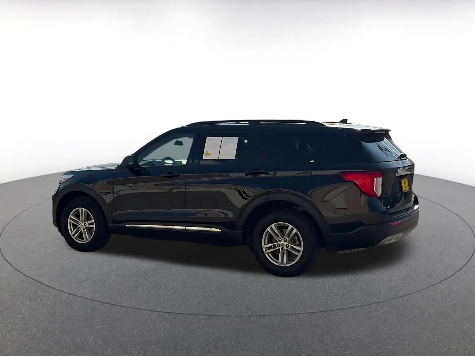 Thumbnail: 2024 Ford Explorer - 8
