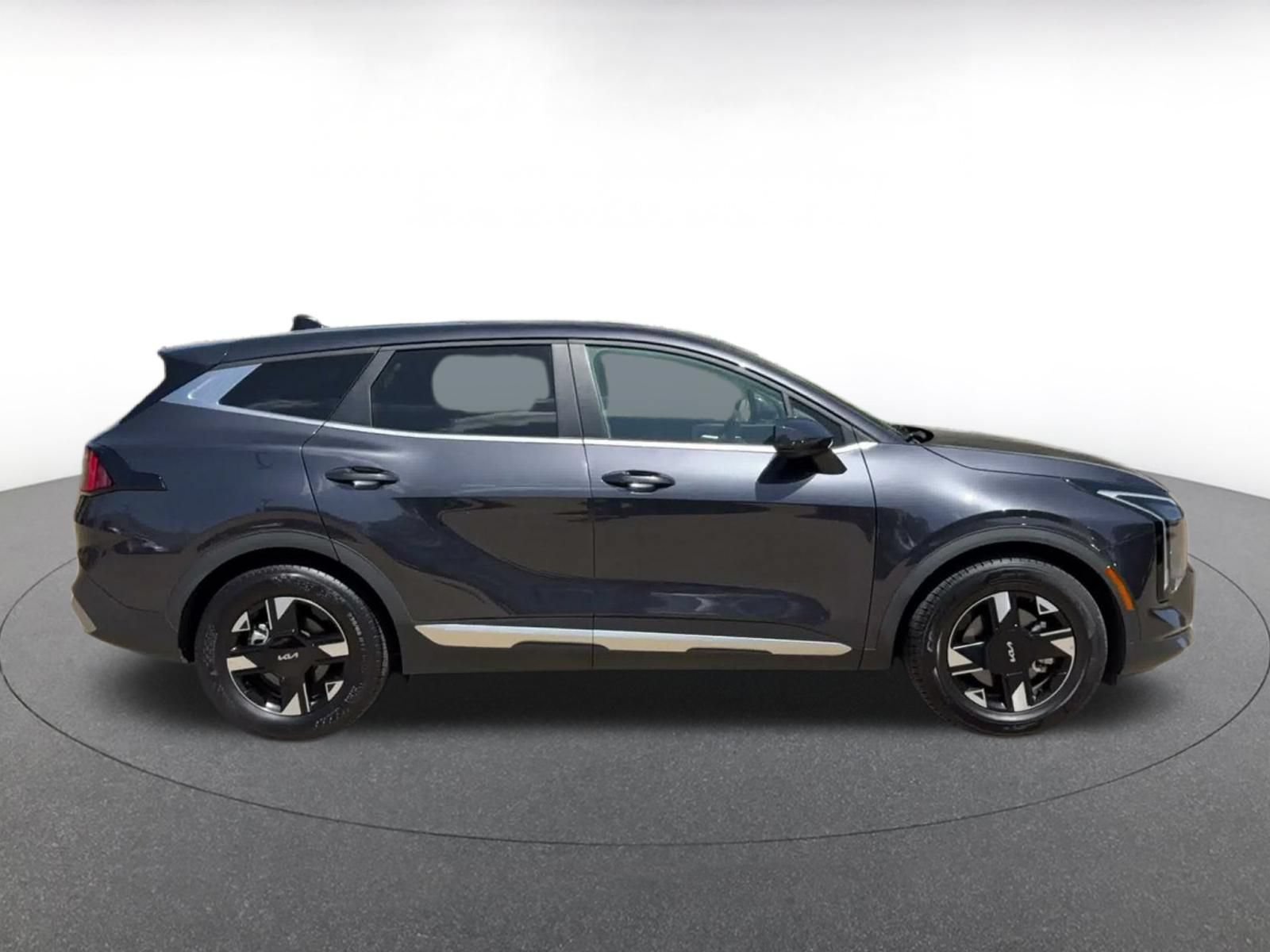Thumbnail: 2026 Kia Sportage - 15